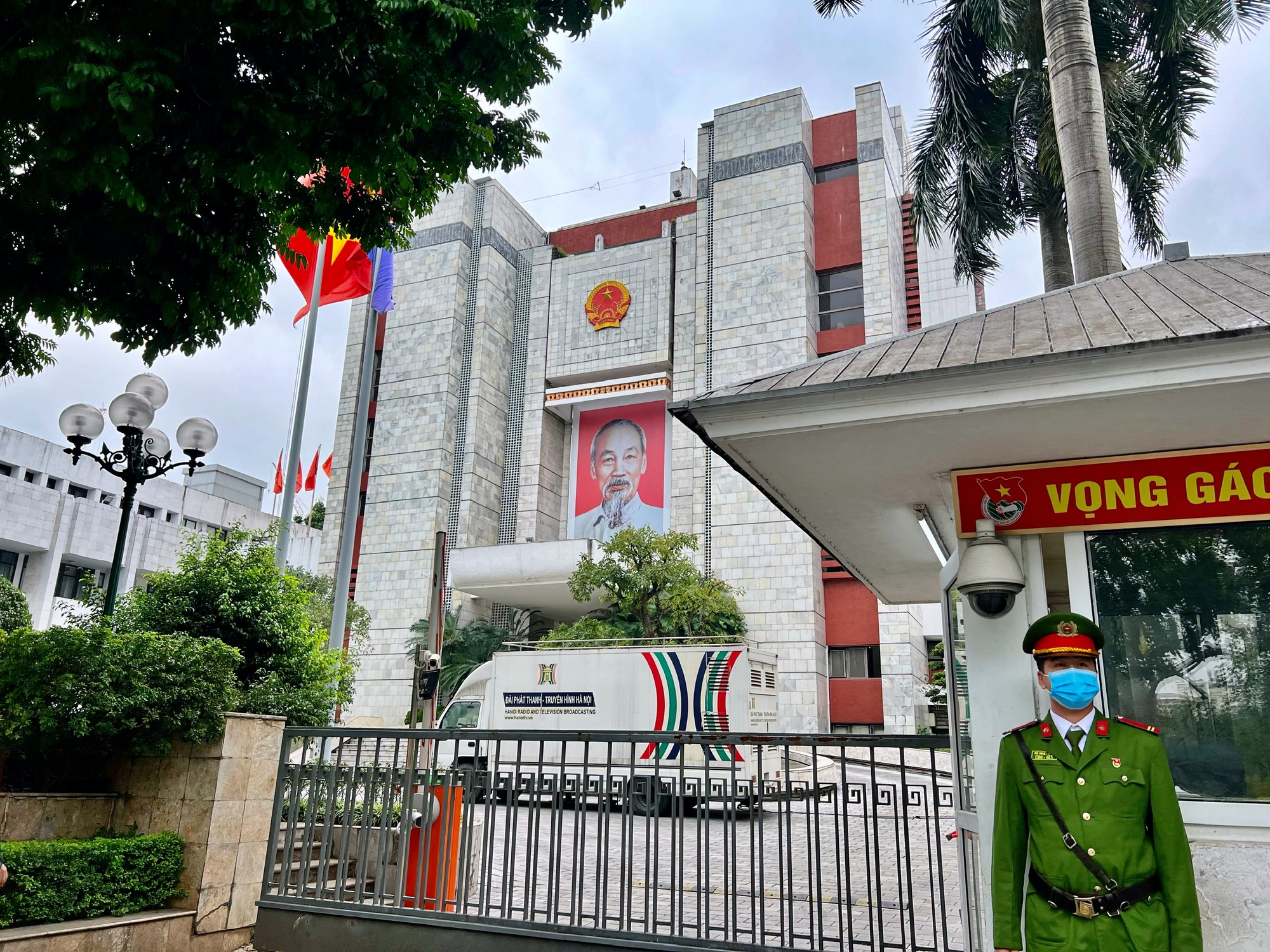 - Ảnh 1. Hà Nội chi 63 tỉ đồng để các xã phường mới mua sắm thiết bị - Ảnh 1.