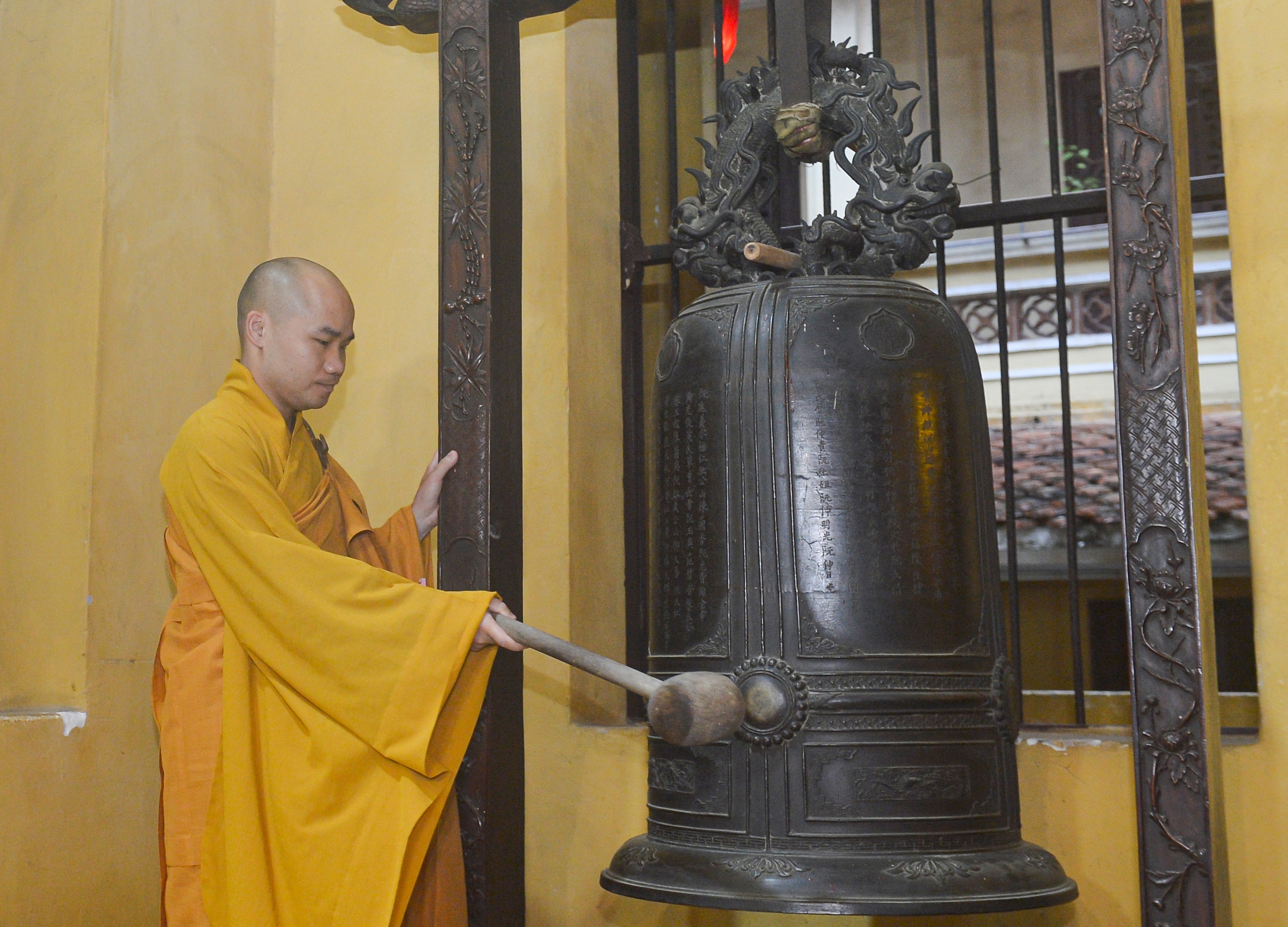 3 hồi chuông trống bát nhã lịch sử tại chùa Quán Sứ- Ảnh 1. 3 hồi chuông trống bát nhã lịch sử tại chùa Quán Sứ- Ảnh 1.