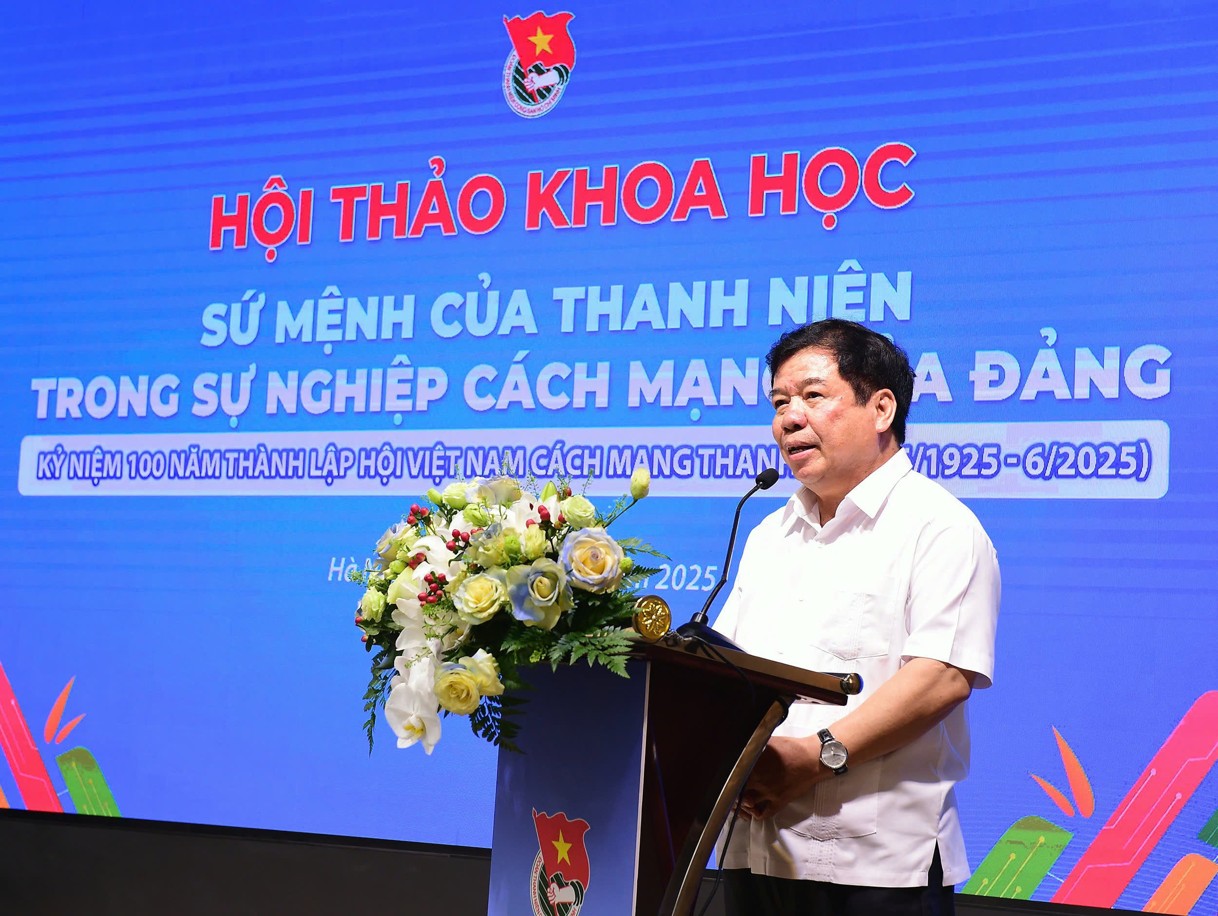 Lý tưởng thanh niên: Cống hiến và hy sinh trong sự nghiệp cách mạng - Ảnh 4. Lý tưởng thanh niên: Cống hiến và hy sinh trong sự nghiệp cách mạng - Ảnh 4.