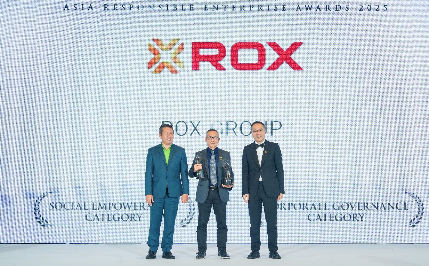 Sáng tạo trong quản trị và CSR, ROX Group được vinh danh tại AREA 2025- Ảnh 1. Sáng tạo trong quản trị và CSR, ROX Group được vinh danh tại AREA 2025- Ảnh 1.