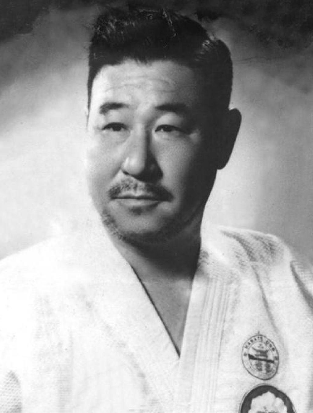 Tinh hoa võ học xứ Huế: Tổ sư Suzucho Karate-Do với tâm nguyện cuối đời- Ảnh 2. Tinh hoa võ học xứ Huế: Tổ sư Suzucho Karate-Do với tâm nguyện cuối đời- Ảnh 2.