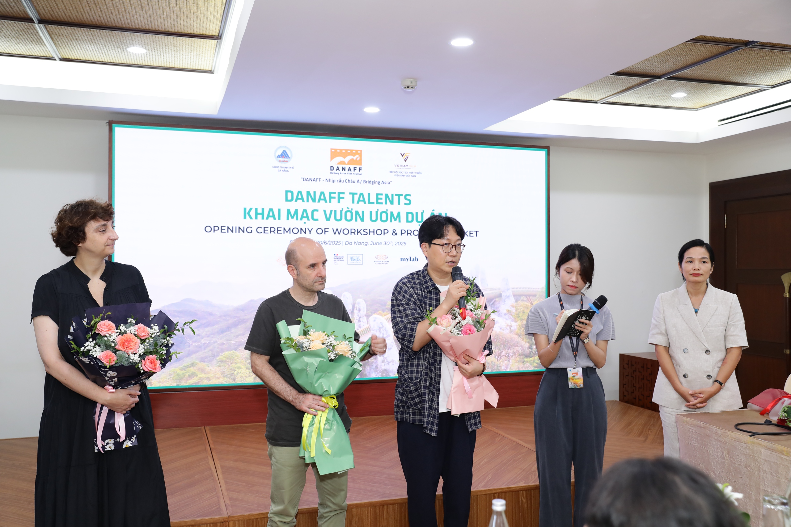 Khai mạc 'Vườn ươm dự án' của Liên hoan phim châu Á Đà Nẵng- Ảnh 1. Khai mạc 'Vườn ươm dự án' của Liên hoan phim châu Á Đà Nẵng- Ảnh 1.