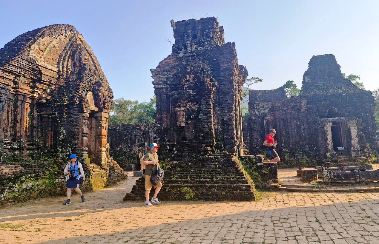 Premier powierzył miastu Da Nang zaplanowanie wpisania na listę światowego dziedzictwa kulturowego My Son - zdjęcie 2. Thủ tướng giao TP.Đà Nẵng lập quy hoạch di sản văn hóa thế giới Mỹ Sơn - Ảnh 2.