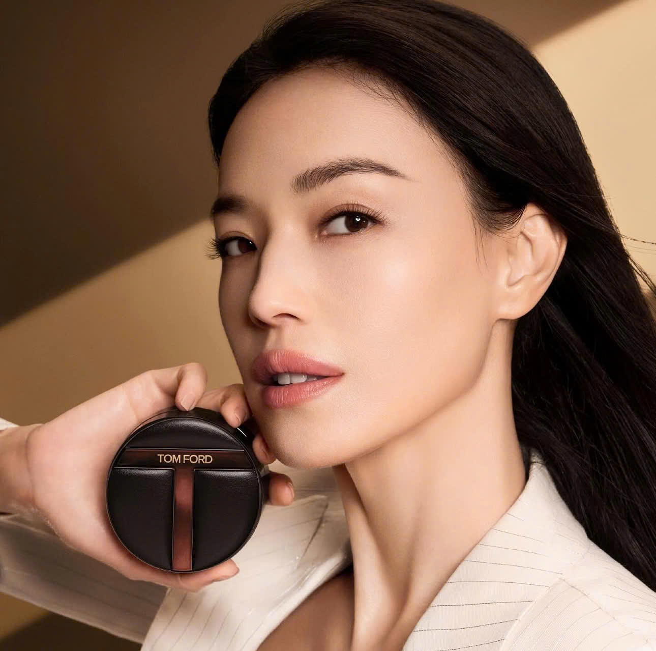 Thư Kỳ ghi điểm với ảnh mặt mộc, khoe vẻ lão hóa duyên dáng - Ảnh 3.