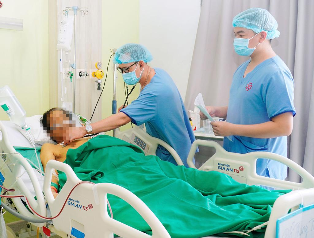 Nỗ Lực Giành Sự Sống Của Bệnh Nhân Ung Thư Gan Giai Đoạn Cuối Nỗ Lực Giành Sự Sống Của Bệnh Nhân Ung Thư Gan Giai Đoạn Cuối - Ảnh 1.