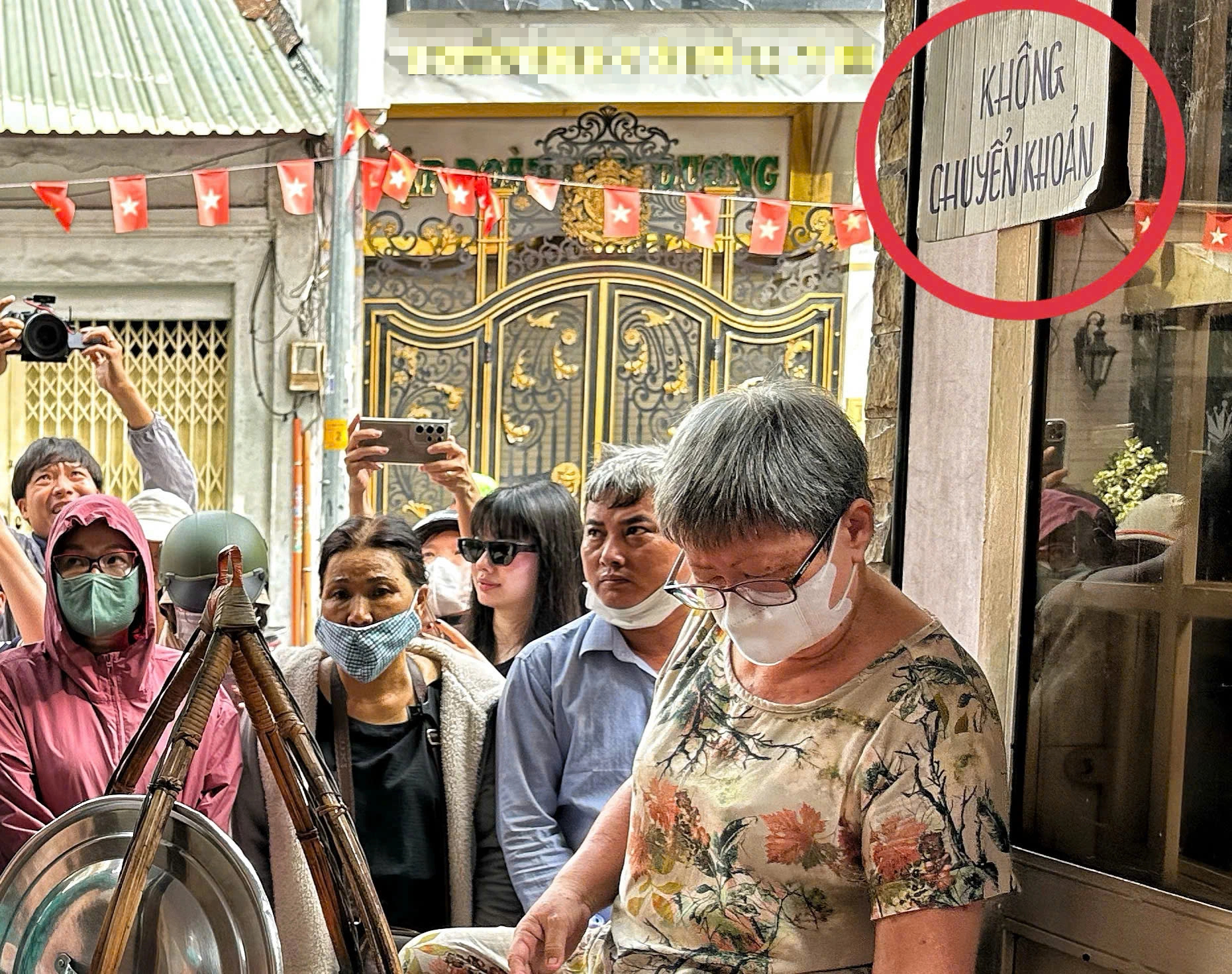 Có những quán nổi tiếng ở TP.HCM nói không với chuyển khoản: Lý do ai cũng bất ngờ Có những quán nổi tiếng ở TP.HCM nói không với chuyển khoản: Lý do ai cũng bất ngờ