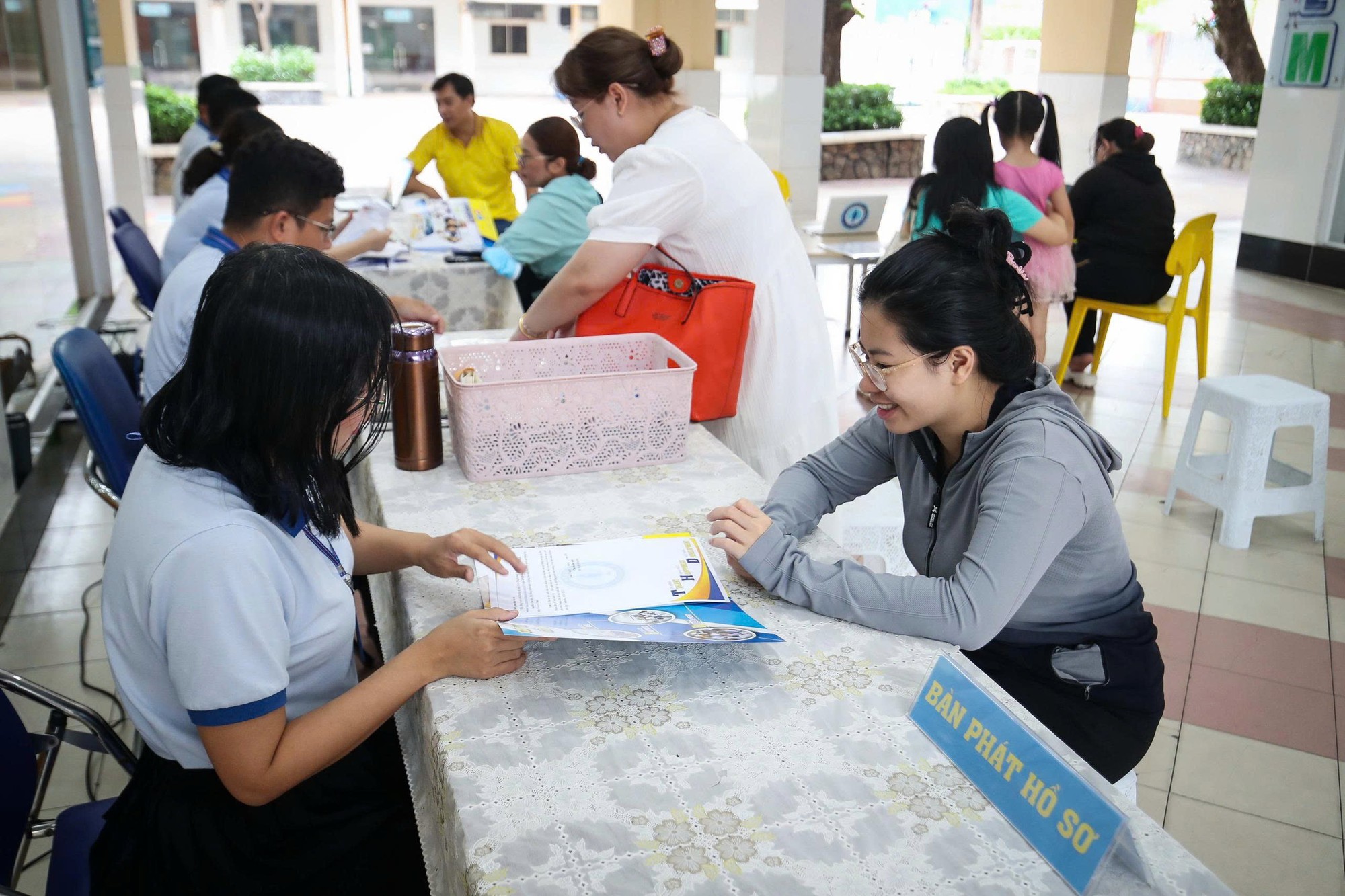 Điều kiện đảm bảo minh bạch trong tuyển sinh trái tuyến tại TP . HCM - Ảnh 1. Điều kiện đảm bảo minh bạch trong tuyển sinh trái tuyến tại TP . HCM - Ảnh 1.