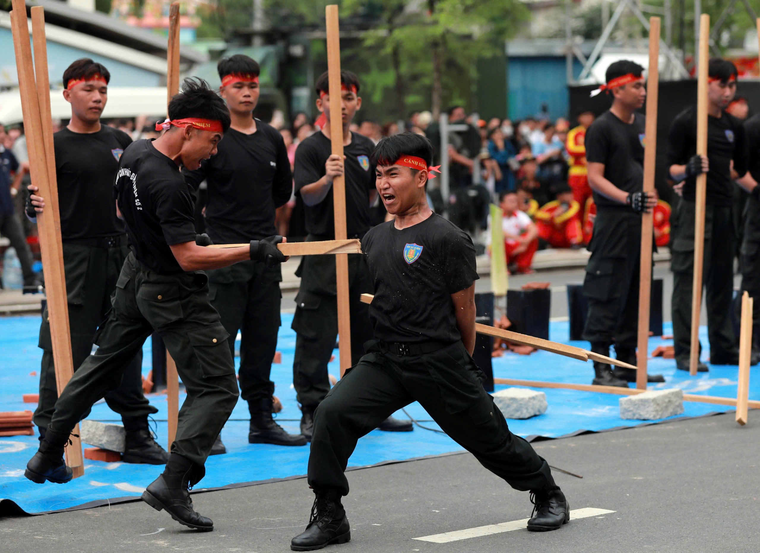 Bộ Công an tổng duyệt 'Vinh quang Công an nhân dân Việt Nam'- Ảnh 11. Bộ Công an tổng duyệt 'Vinh quang Công an nhân dân Việt Nam'- Ảnh 11.