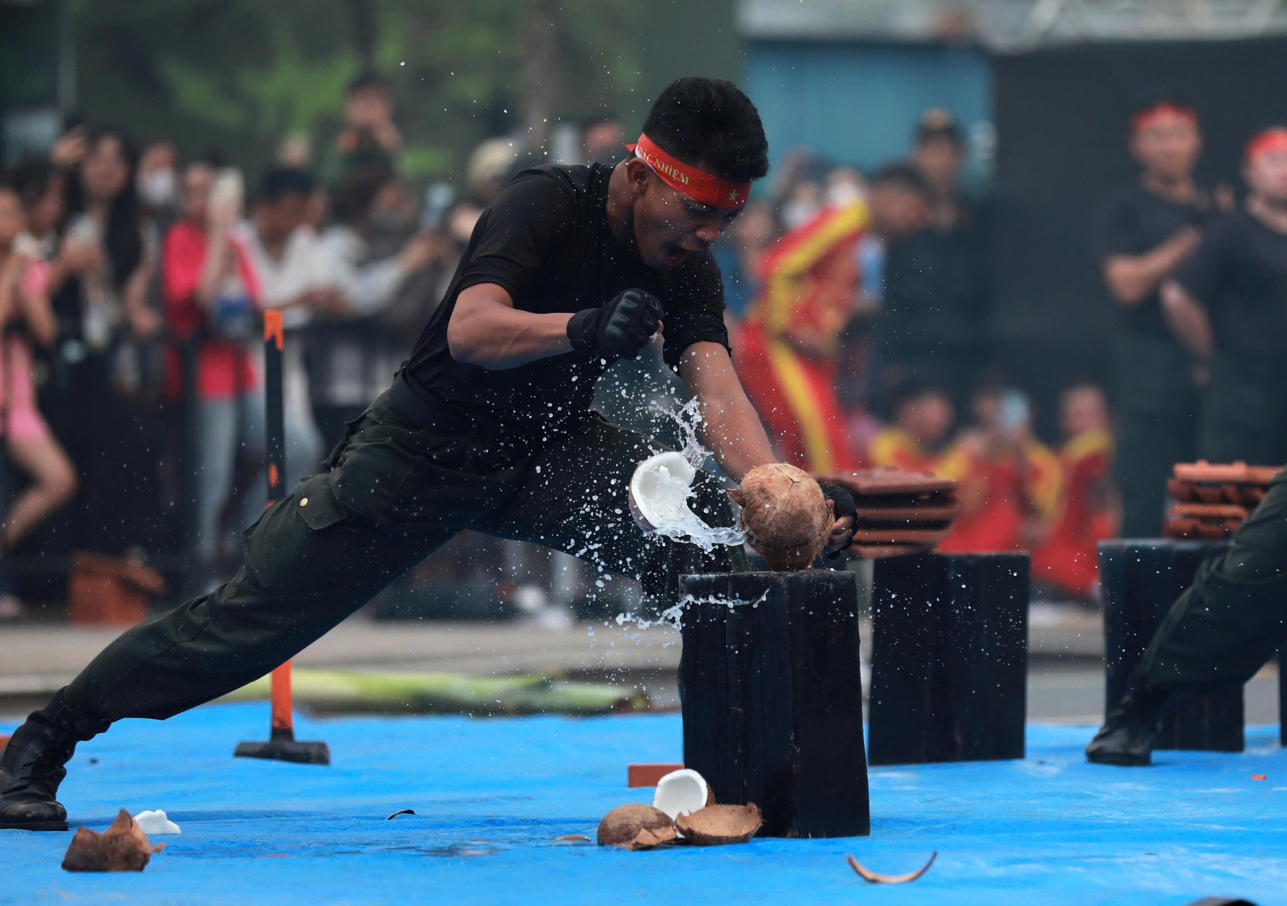 Bộ Công an tổng duyệt 'Vinh quang Công an nhân dân Việt Nam'- Ảnh 8. Bộ Công an tổng duyệt 'Vinh quang Công an nhân dân Việt Nam'- Ảnh 8.
