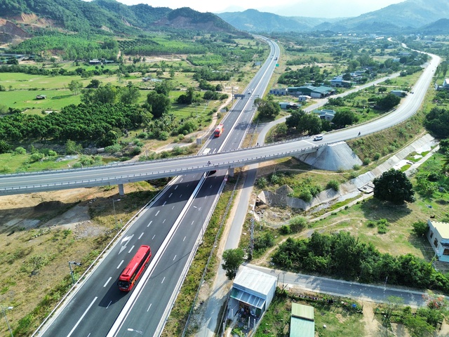 Thêm doanh nghiệp muốn gia nhập 'cuộc đua' mở rộng cao tốc Bắc - Nam- Ảnh 1.