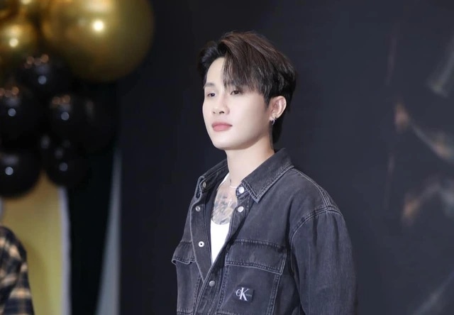Vụ Jack bán lightstick 997.000 đồng/chiếc: Quản lý thị trường TP.HCM nói gì?- Ảnh 1.