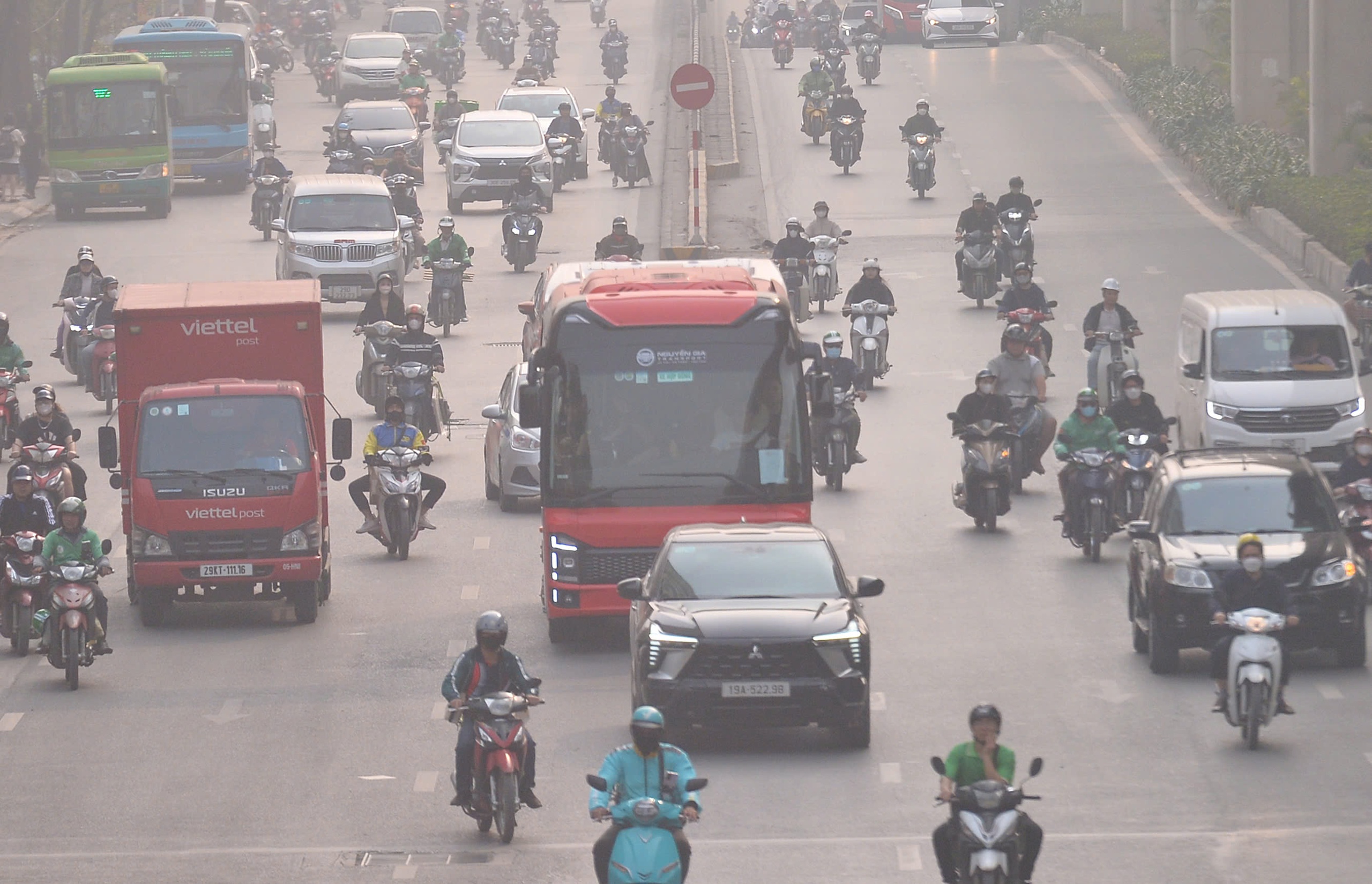 Thủ tướng yêu cầu Hà Nội cấm xe máy xăng trong Vành đai 1 từ tháng 7.2026- Ảnh 1.