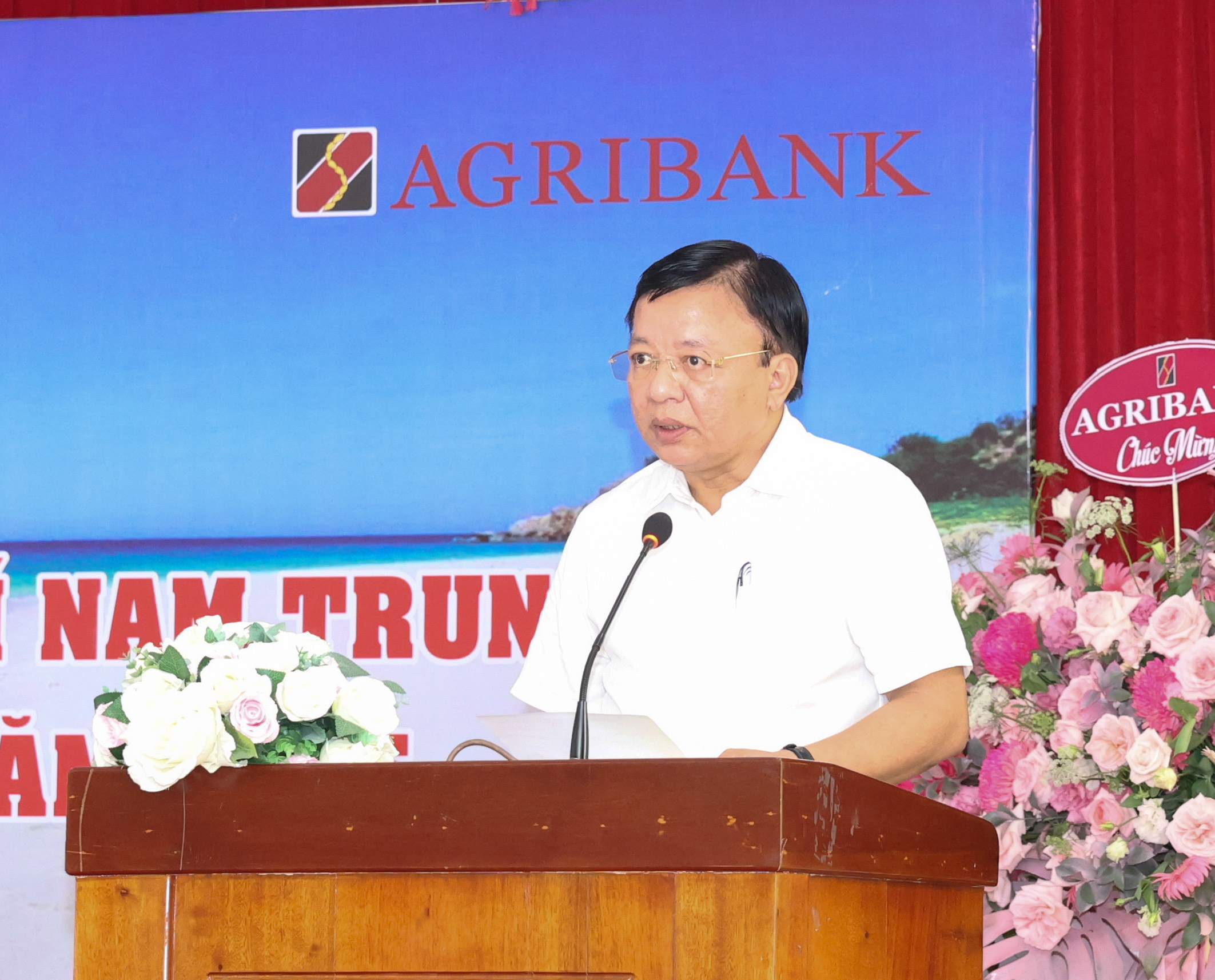 Vinh danh các tác phẩm đạt giải Báo chí Nam Trung bộ năm 2025 tại Ninh Thuận - Ảnh 2. Vinh danh các tác phẩm đạt giải Báo chí Nam Trung bộ năm 2025 tại Ninh Thuận - Ảnh 2.