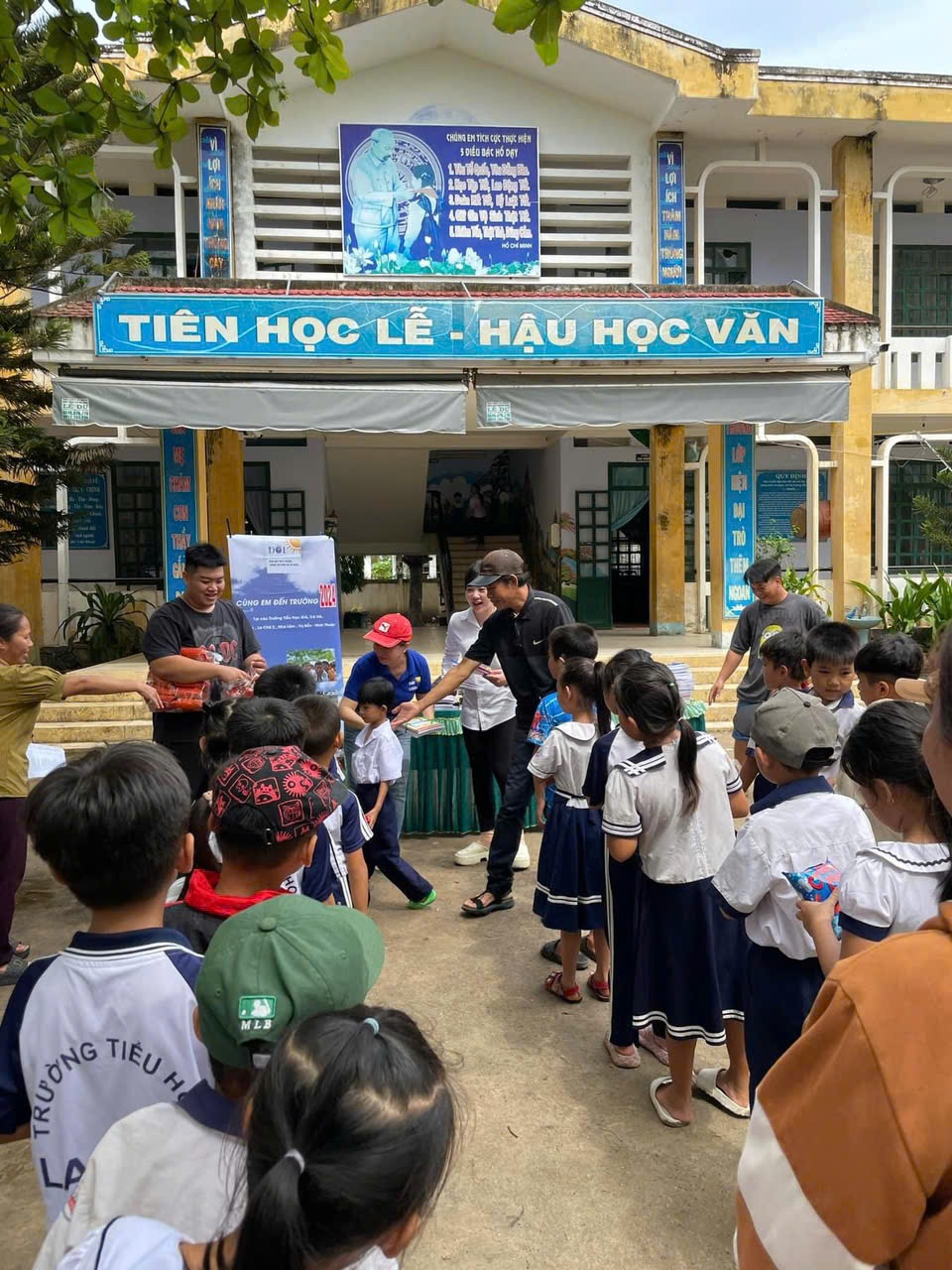 ชีวิตคนเรามีวันที่มีความสุขกี่วันกันนะ? - ภาพที่ 3 Đời có bao nhiêu ngày vui- Ảnh 3.