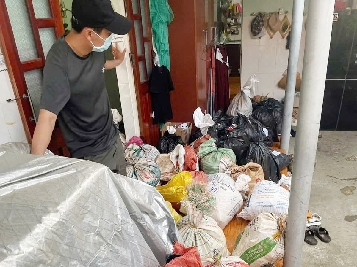Triệt phá đường dây vận chuyển vật liệu nổ quy mô lớn tại Quảng Ngãi - Ảnh 1.