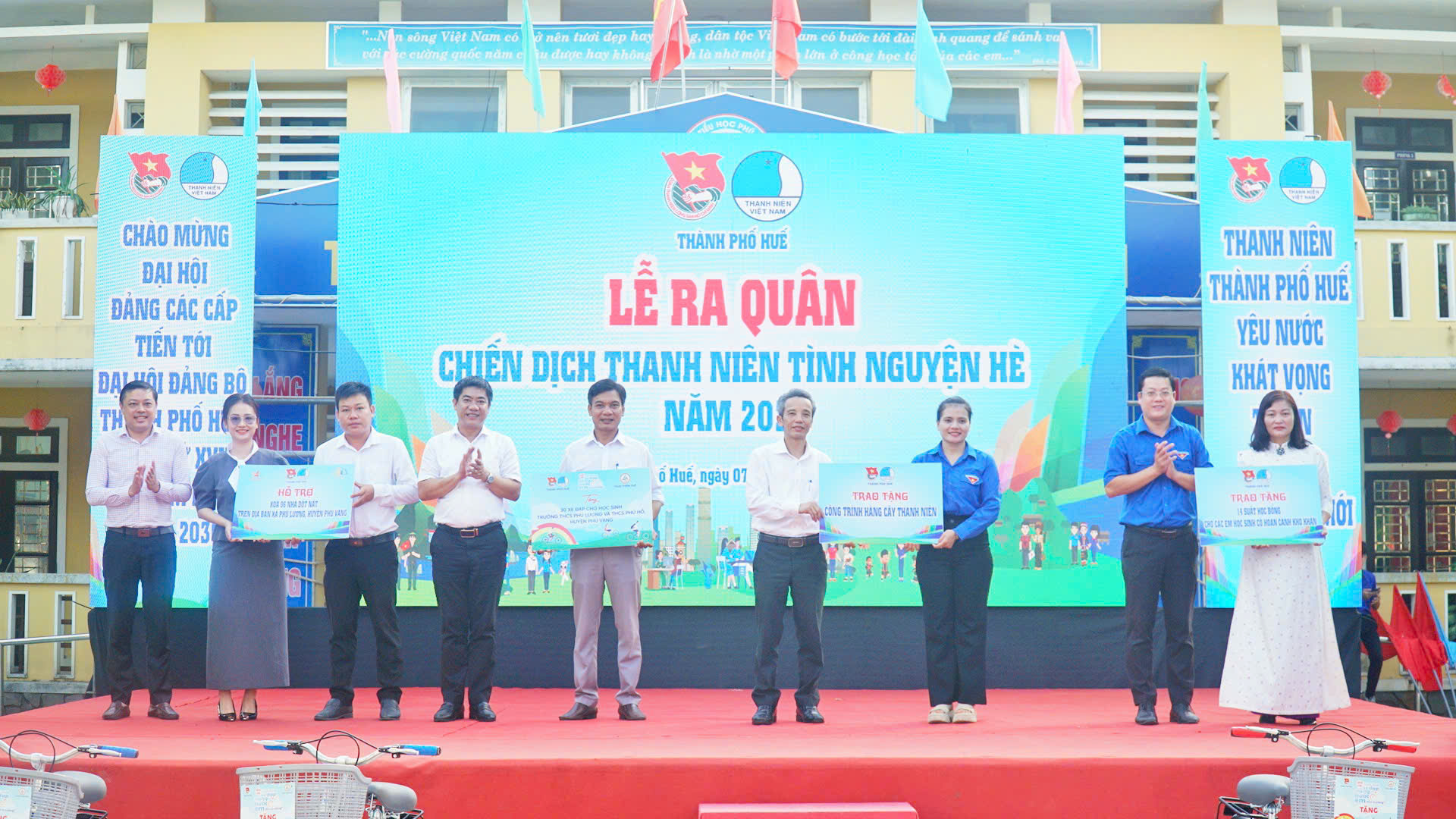 Người trẻ tình nguyện vào việc mới, việc khó để trưởng thành- Ảnh 2. Người trẻ tình nguyện vào việc mới, việc khó để trưởng thành- Ảnh 2.