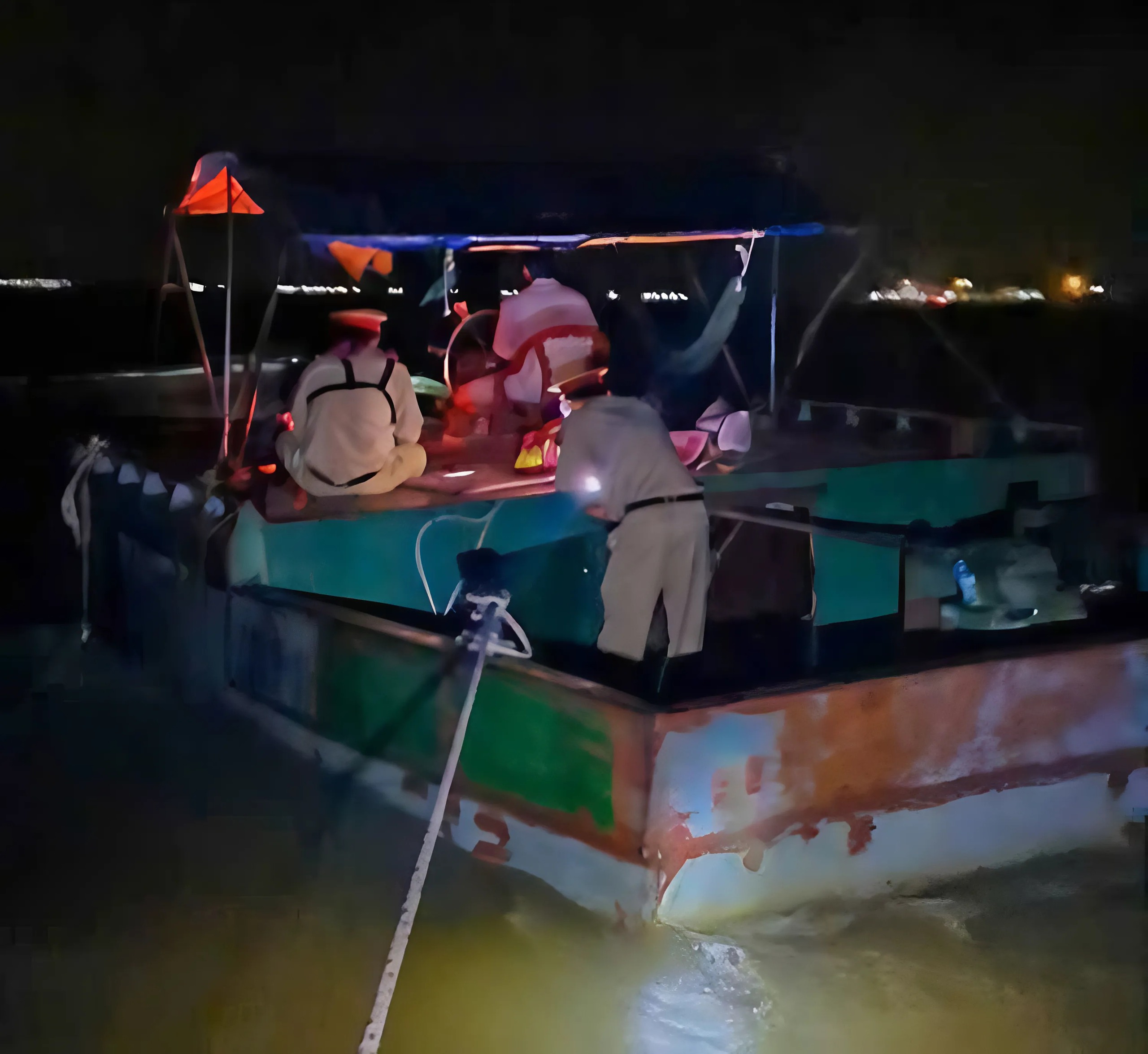 Vĩnh Long: Liên tục phát hiện ghe chở ‘cát lậu’ trên sông - Ảnh 2.