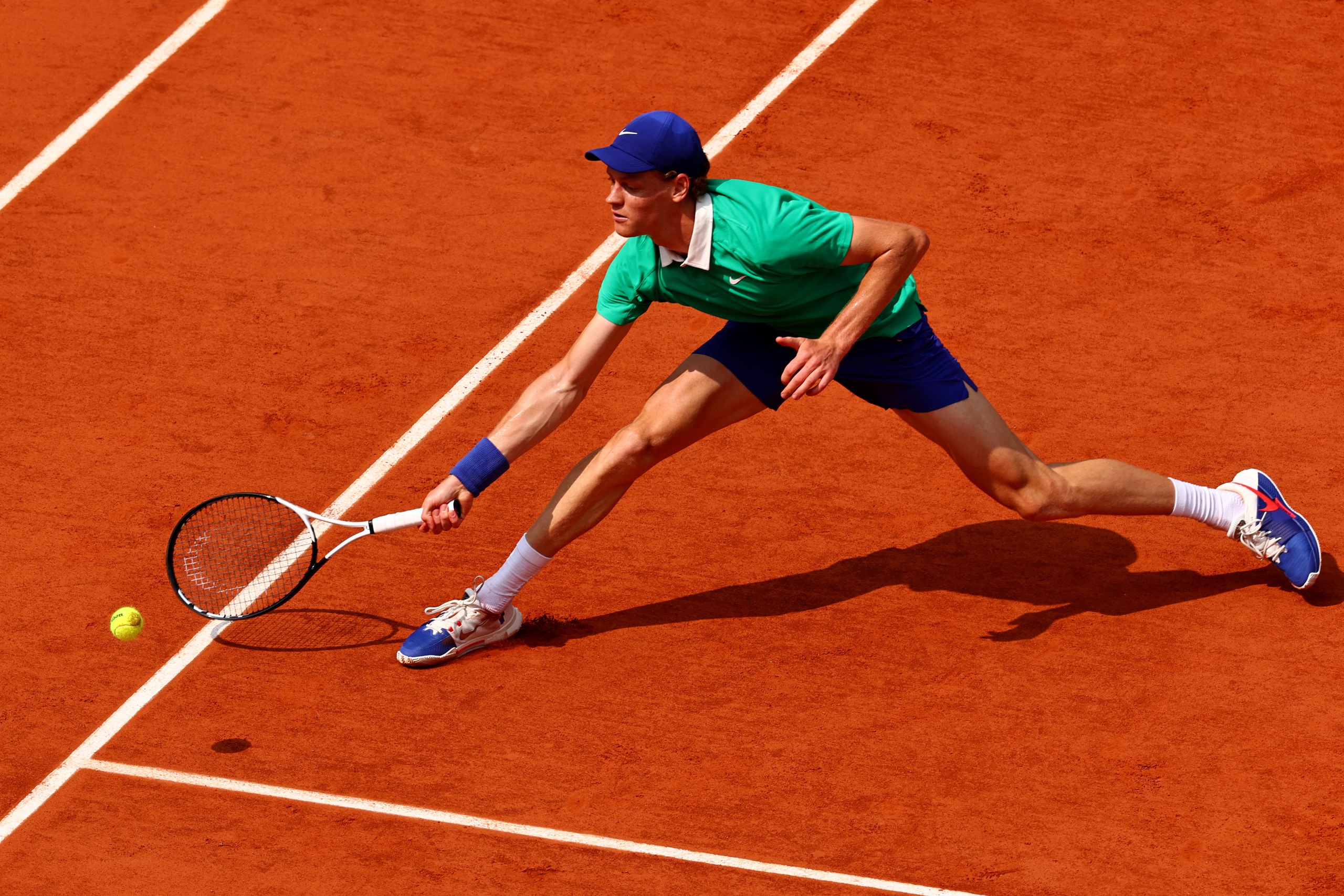 Alcaraz vô địch Roland Garros 2025: Cú lội ngược dòng kinh điển Alcaraz vô địch Roland Garros 2025: Cú lội ngược dòng kinh điển