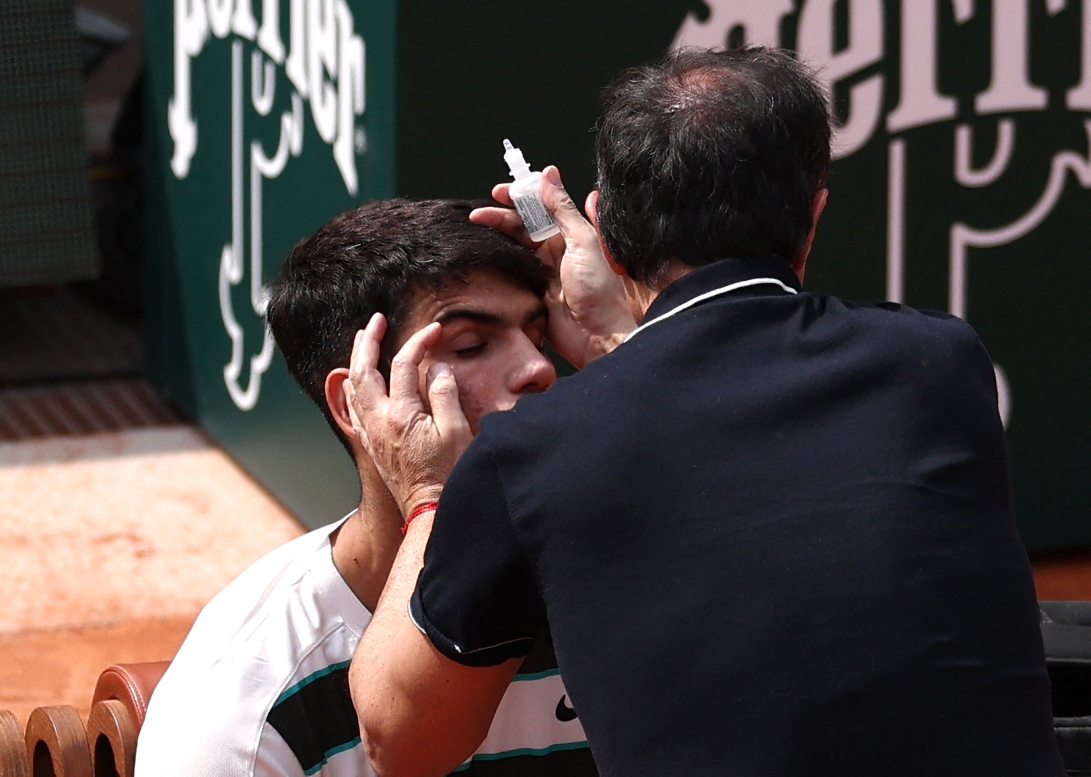 Alcaraz vô địch Roland Garros 2025: Cú lội ngược dòng kinh điển - Ảnh 3.