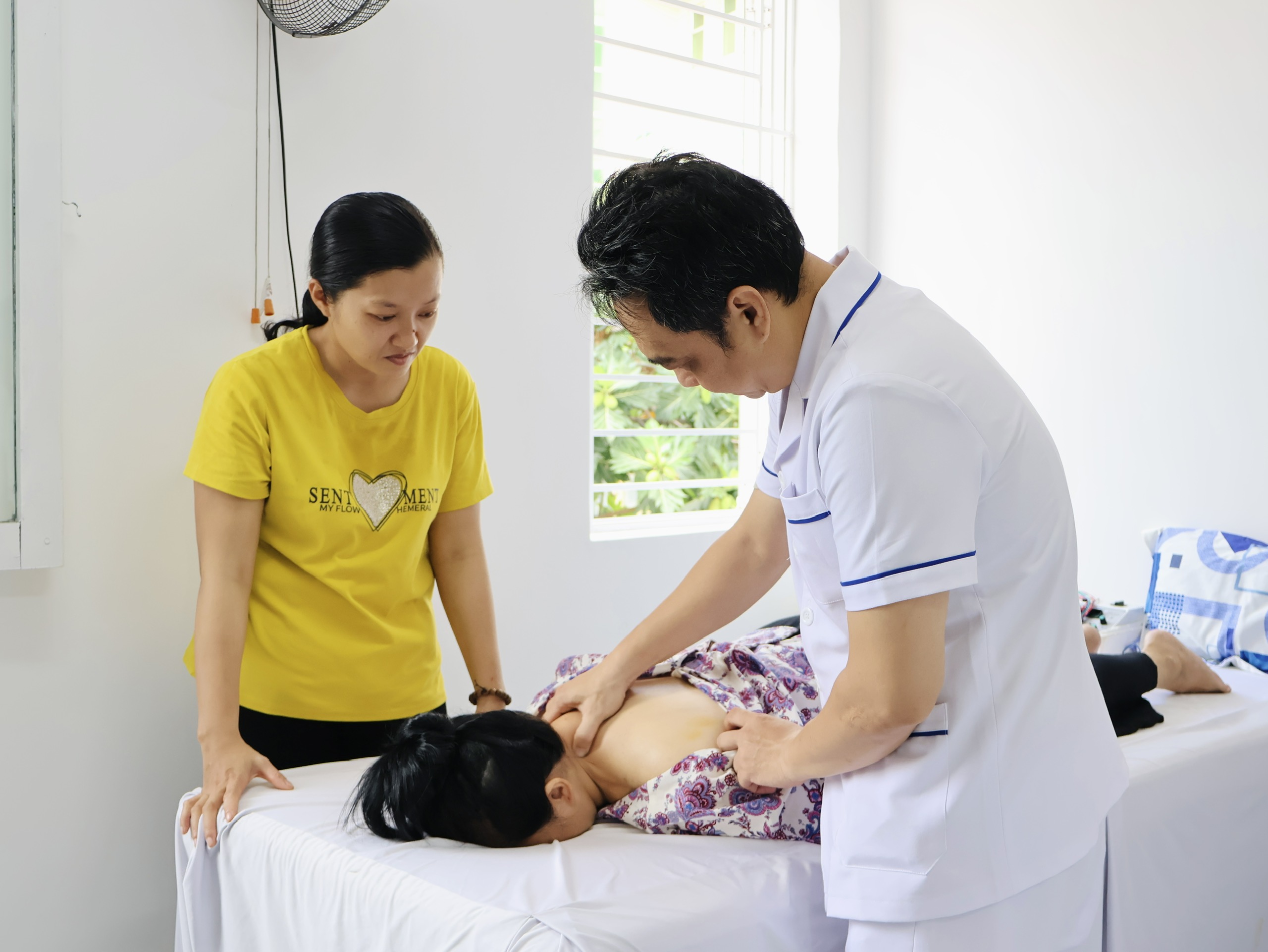 ‘Ơn cứu mạng’, bệnh nhân ở lại phòng khám suốt đời để làm điều không ai ngờ - Ảnh 6.