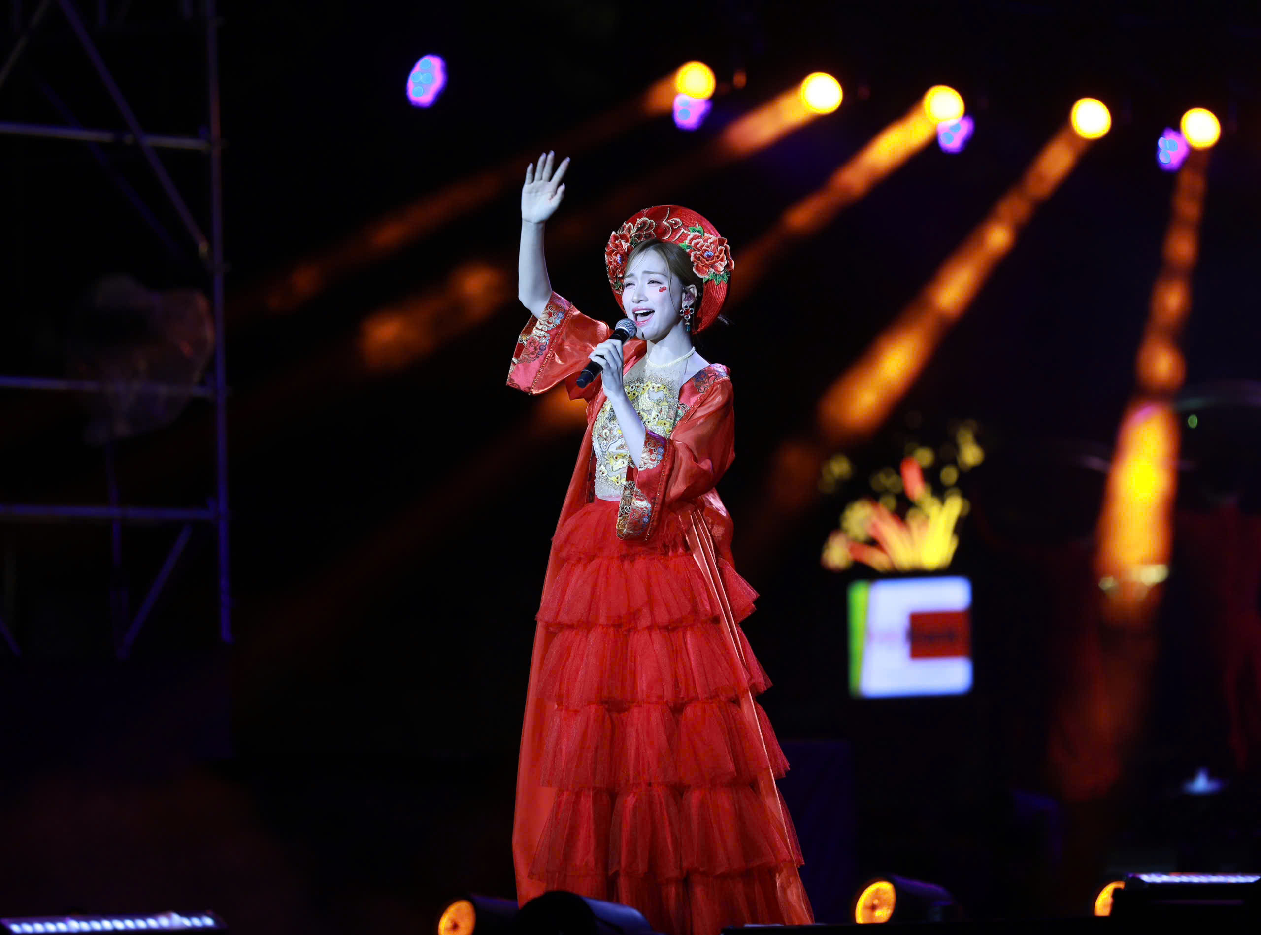 Gala Vinh quang Công an nhân dân Việt Nam ấn tượng ở TP.HCM- Ảnh 13. Gala Vinh quang Công an nhân dân Việt Nam ấn tượng ở TP.HCM- Ảnh 13.