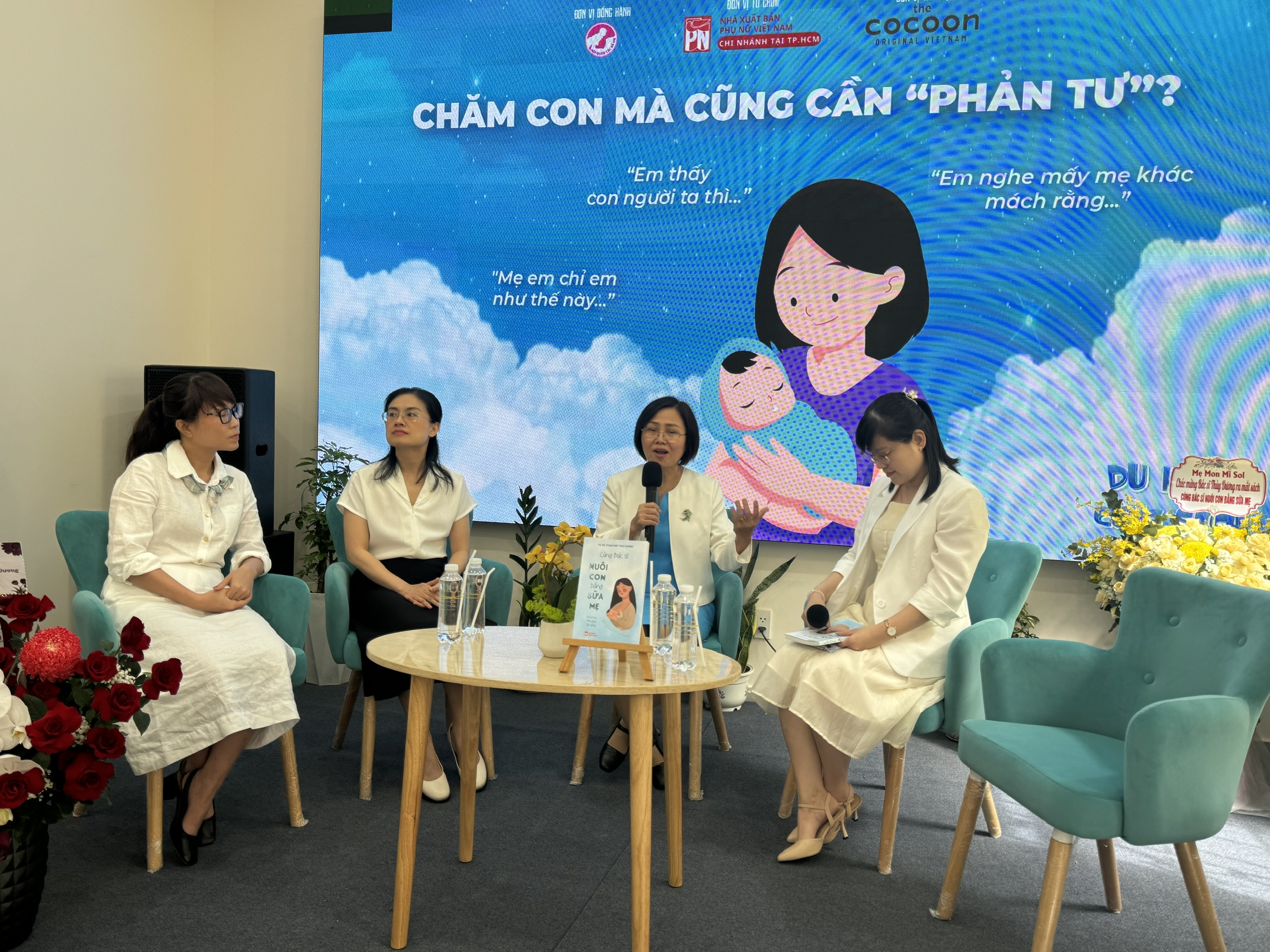 Giải Đáp Chuyện Nuôi Con Bằng Sữa Mẹ Qua Sách Của Bác Sĩ 35 Năm Kinh Nghiệm Giải Đáp Chuyện Nuôi Con Bằng Sữa Mẹ Qua Sách Của Bác Sĩ 35 Năm Kinh Nghiệm - Ảnh 3.