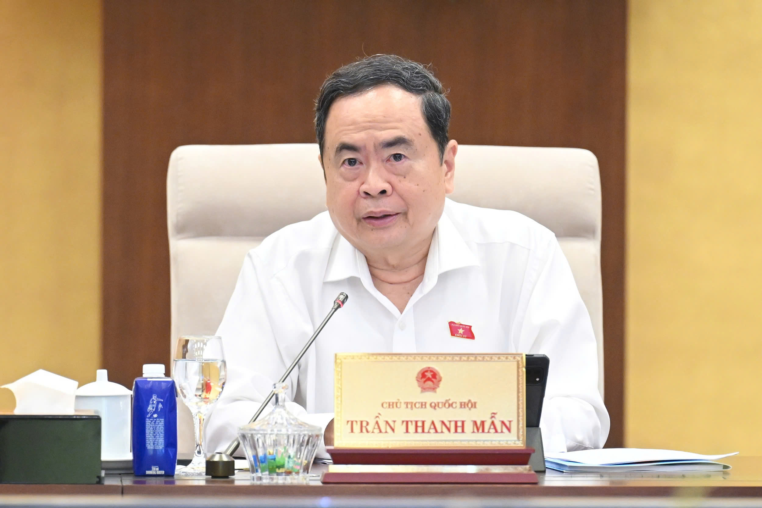 'Lương nhà giáo không chỉ xếp cao nhất mà phải gấp đôi, gấp 3'- Ảnh 2. 'Lương nhà giáo không chỉ xếp cao nhất mà phải gấp đôi, gấp 3'- Ảnh 2.