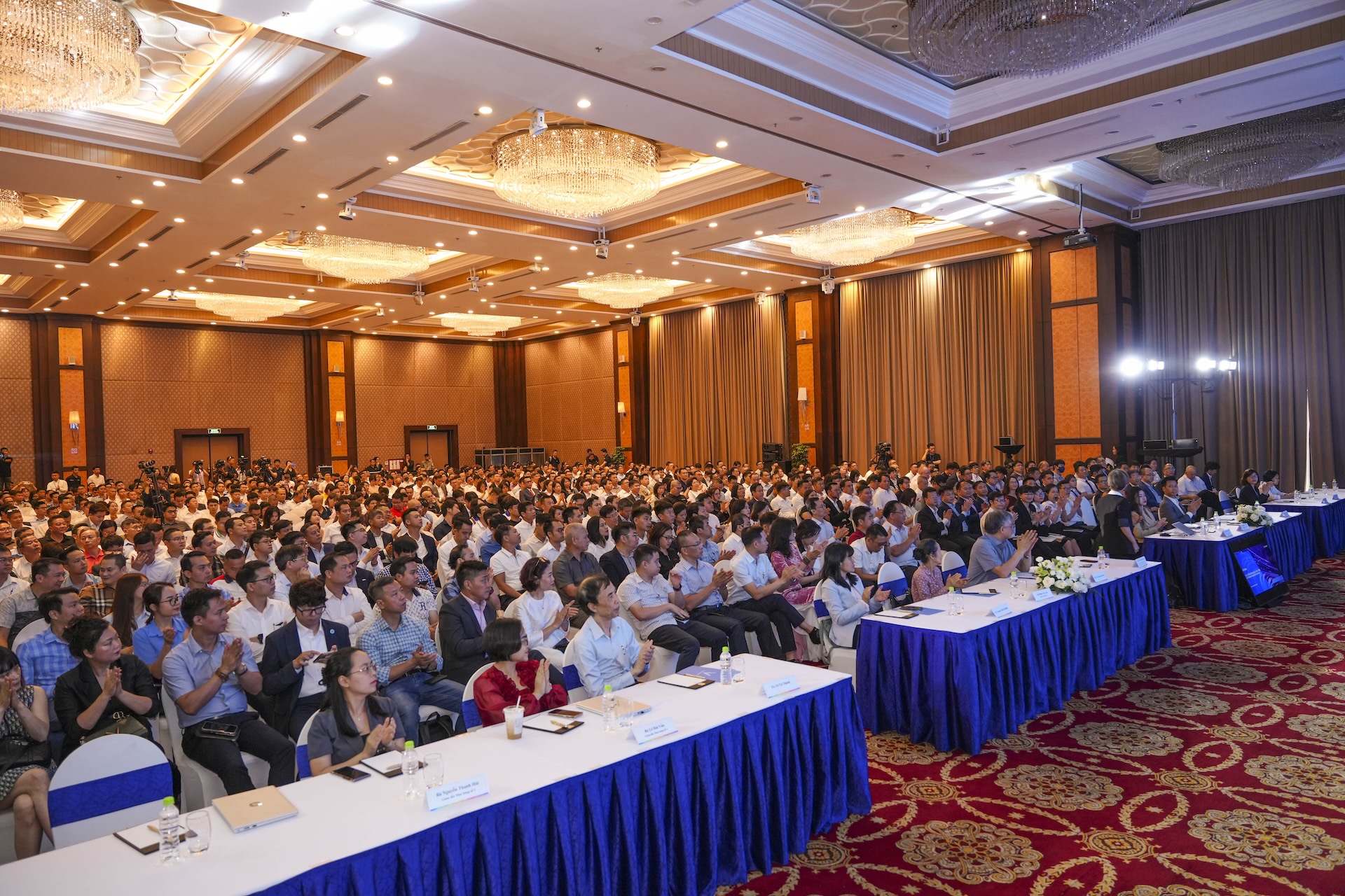 VinFast 'chơi lớn' bao tiêu sản phẩm cho các doanh nghiệp phụ trợ Việt Nam - Ảnh 2.