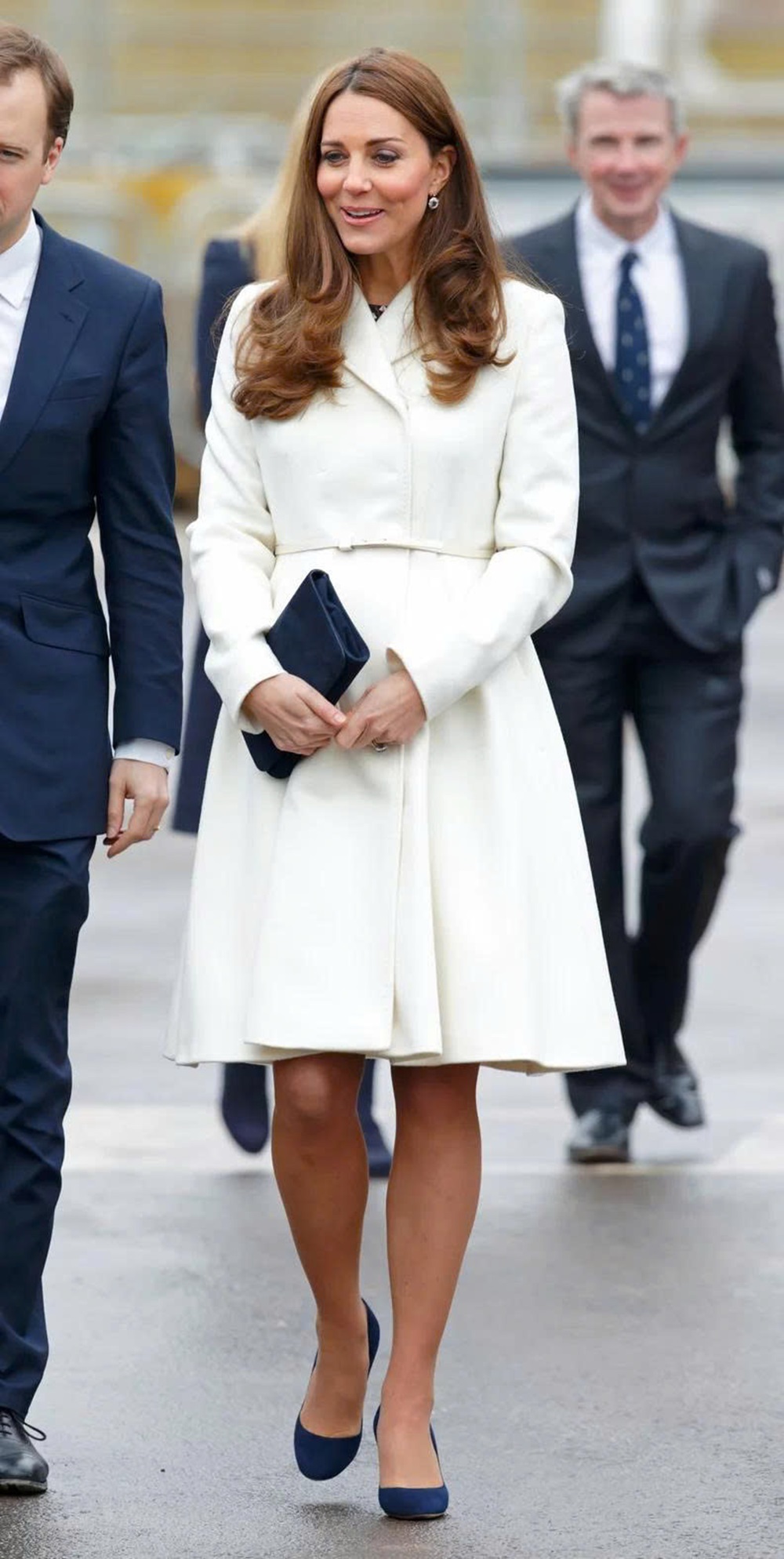 Những lần Meghan Markle 'bắt chước' chị dâu Kate Middleton - Ảnh 8.