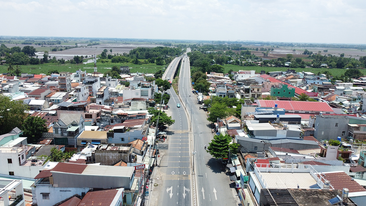 Cao tốc TP.HCM - Mộc Bài: Đòn bẩy hạ tầng để Tây Ninh bứt phá - Ảnh 4. Cao tốc TP.HCM - Mộc Bài: Đòn bẩy hạ tầng để Tây Ninh bứt phá - Ảnh 4.