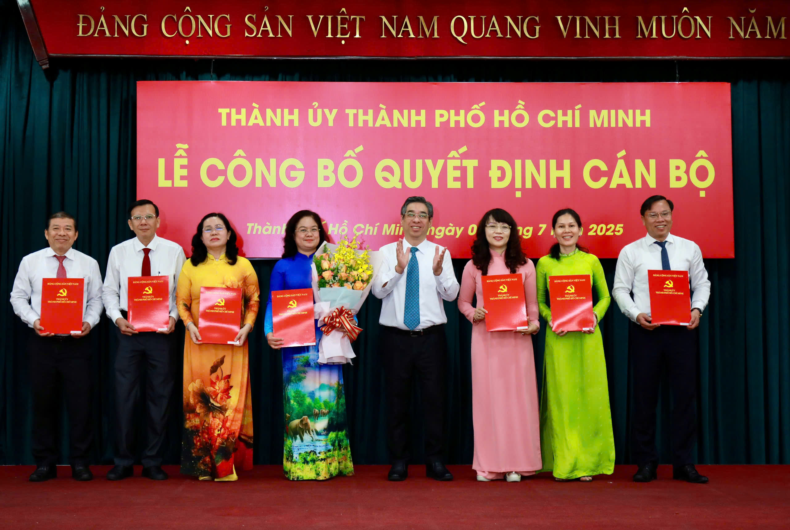Ông Nguyễn Thanh Nghị: 'Hôm nay là ngày đặc biệt với TP.HCM'- Ảnh 8.