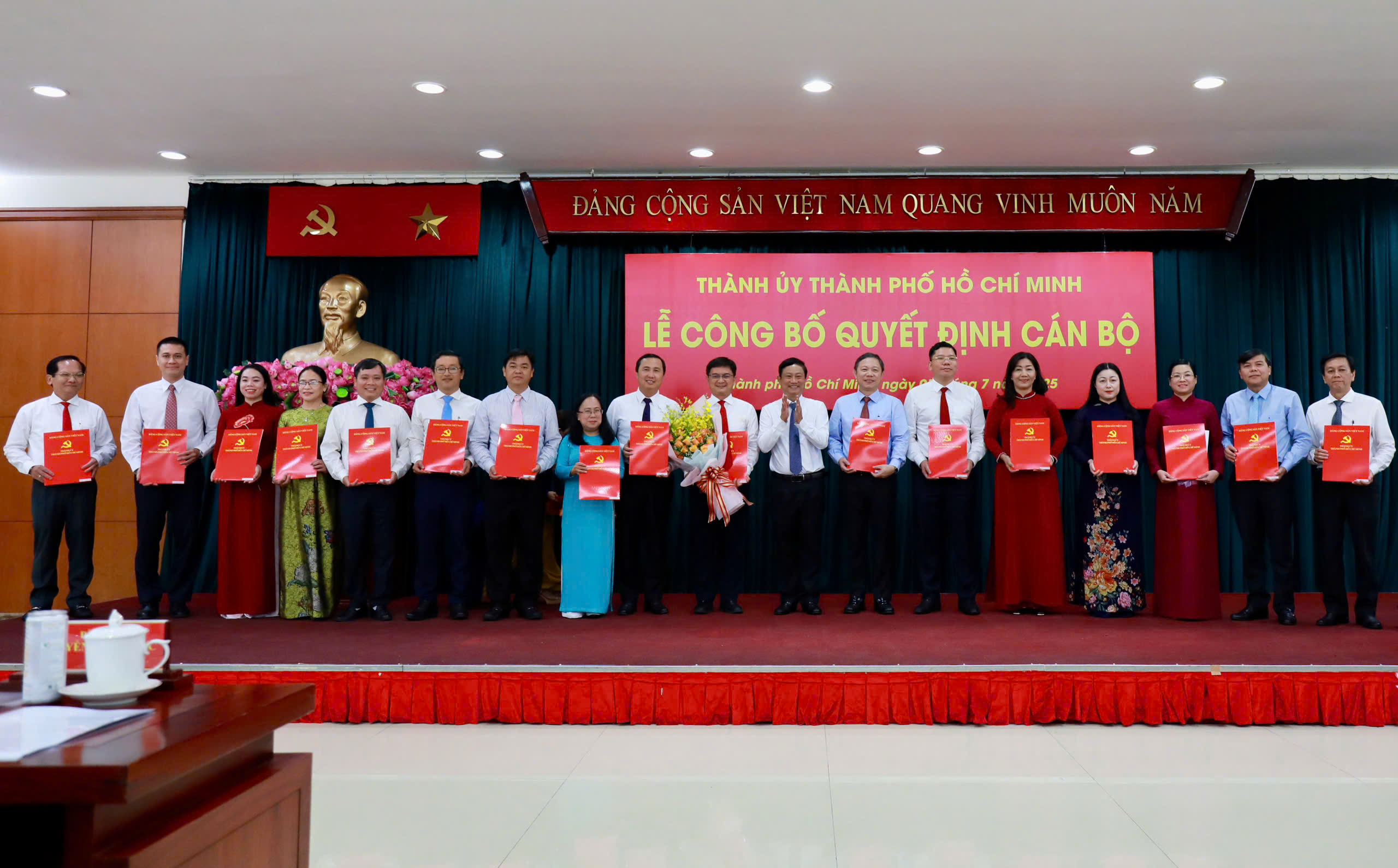 Ông Nguyễn Thanh Nghị: 'Hôm nay là ngày đặc biệt với TP.HCM'- Ảnh 9.