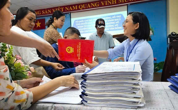 Cấp xã sau sáp nhập làm gì trong lĩnh vực đất đai từ 1.7?- Ảnh 1.