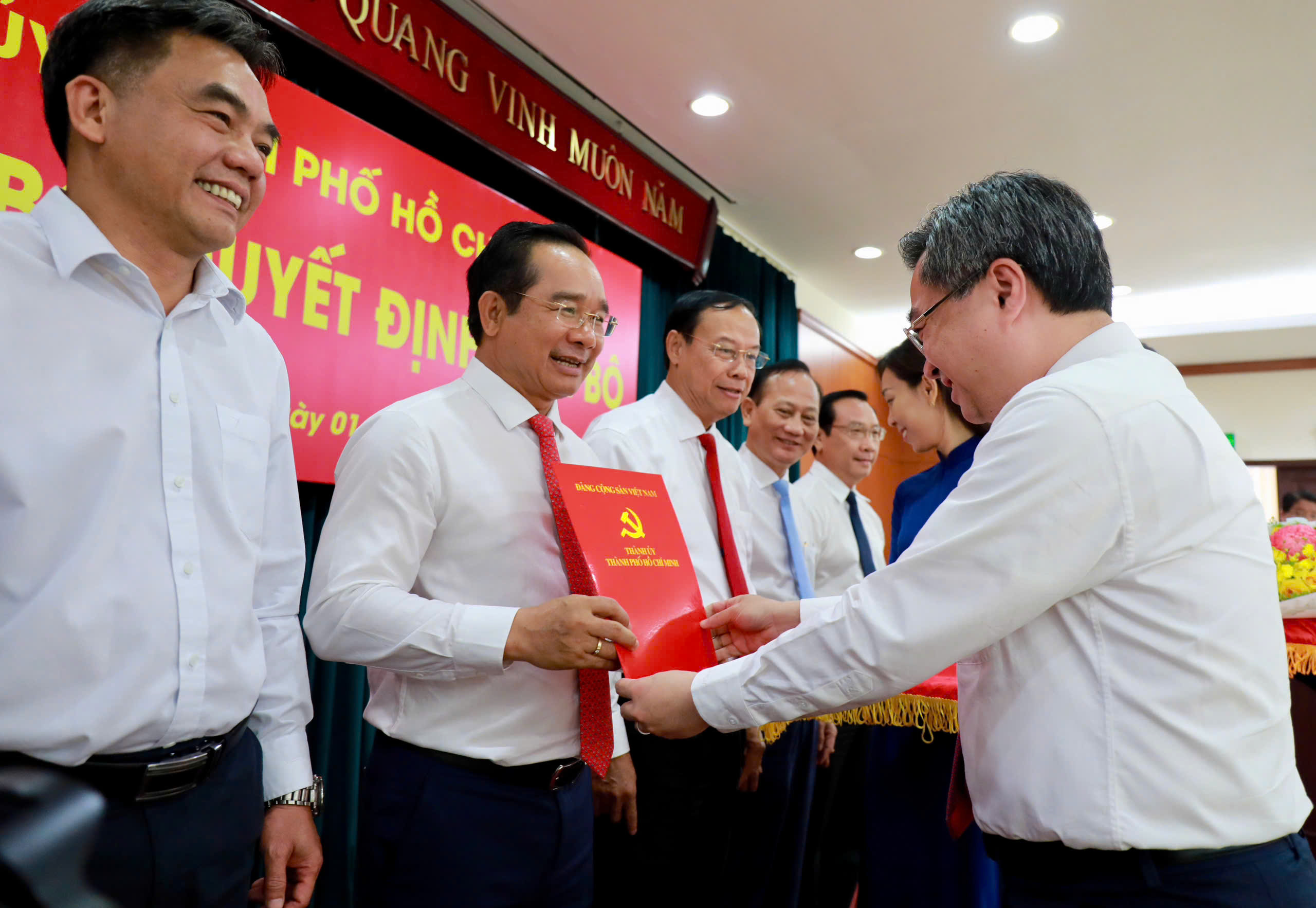 Ông Nguyễn Thanh Nghị: 'Hôm nay là ngày đặc biệt với TP.HCM'- Ảnh 4.