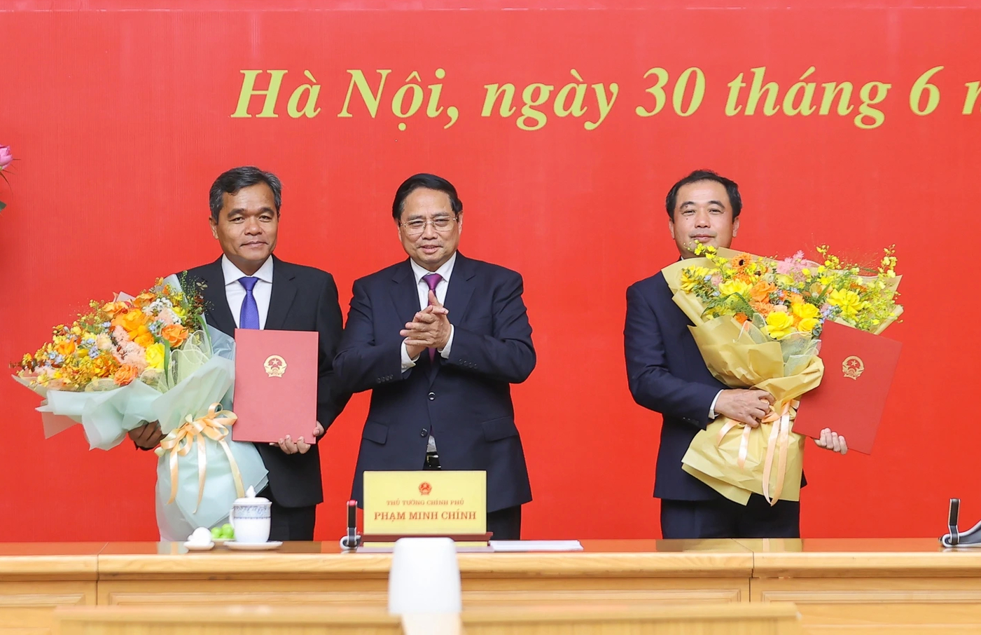 Nhiều bí thư, chủ tịch tỉnh, thành sáp nhập được điều động về Trung ương - Ảnh 4.