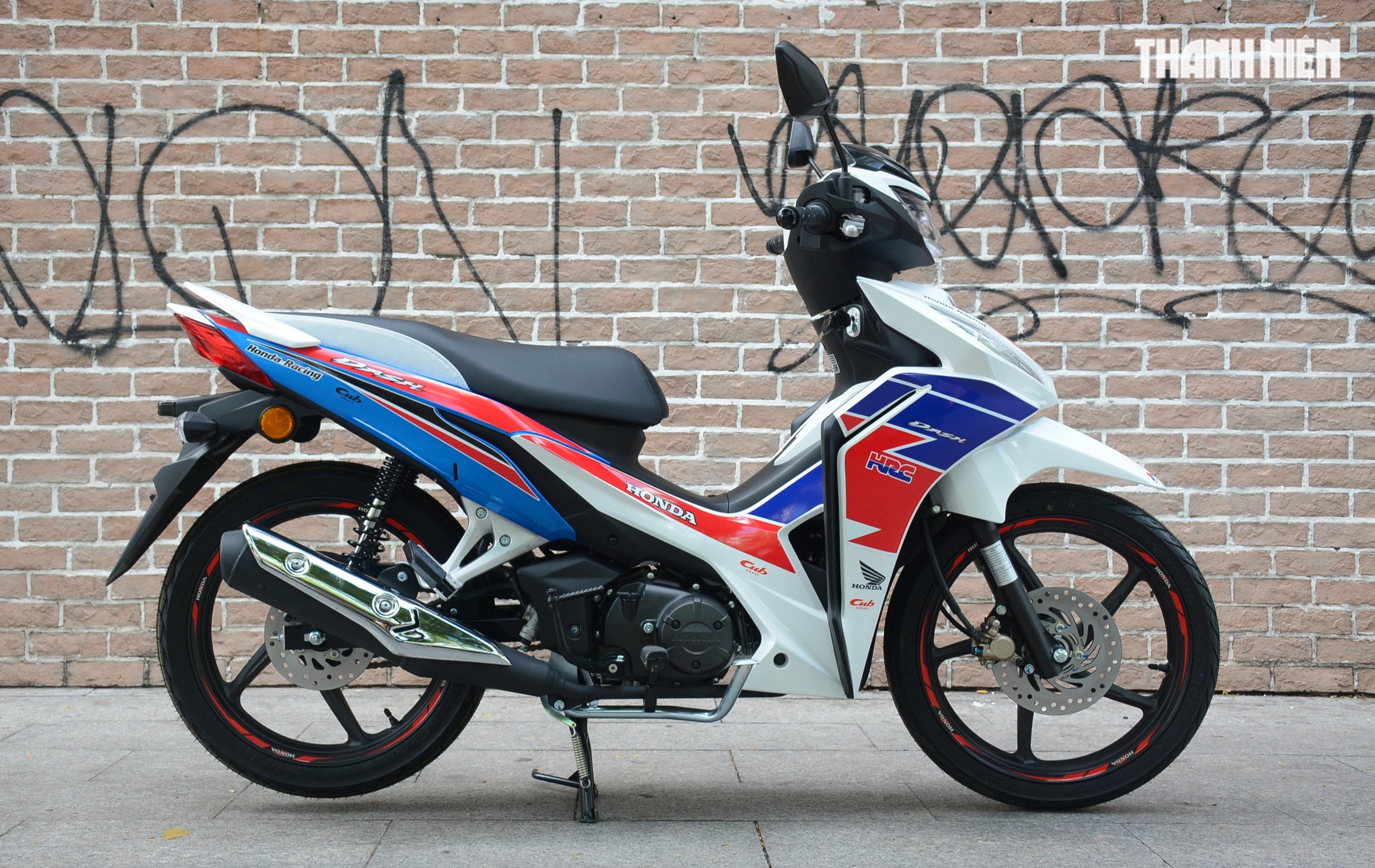 5 mẫu xe m&aacute;y mới vừa gia nhập thị trường Việt Nam, c&oacute; cả bản giới hạn - Ảnh 1.