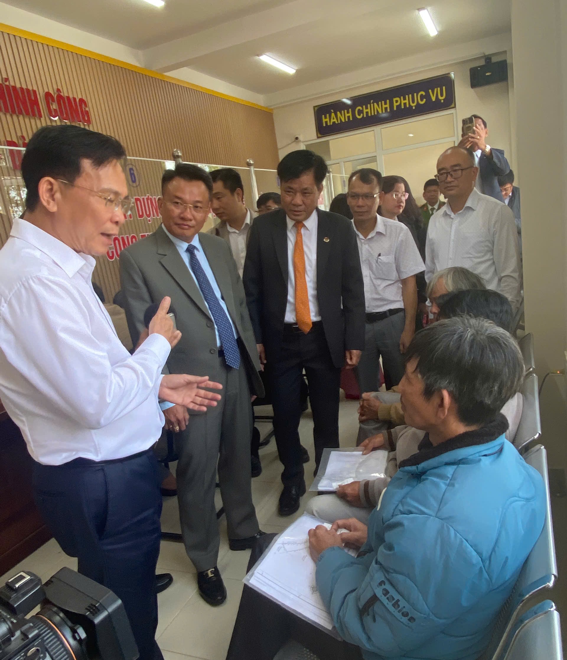 Người dân Xuân Trường – Đà Lạt tưởng hồ sơ bị 'tắc', hiểu ra lại thông cảm- Ảnh 6.
