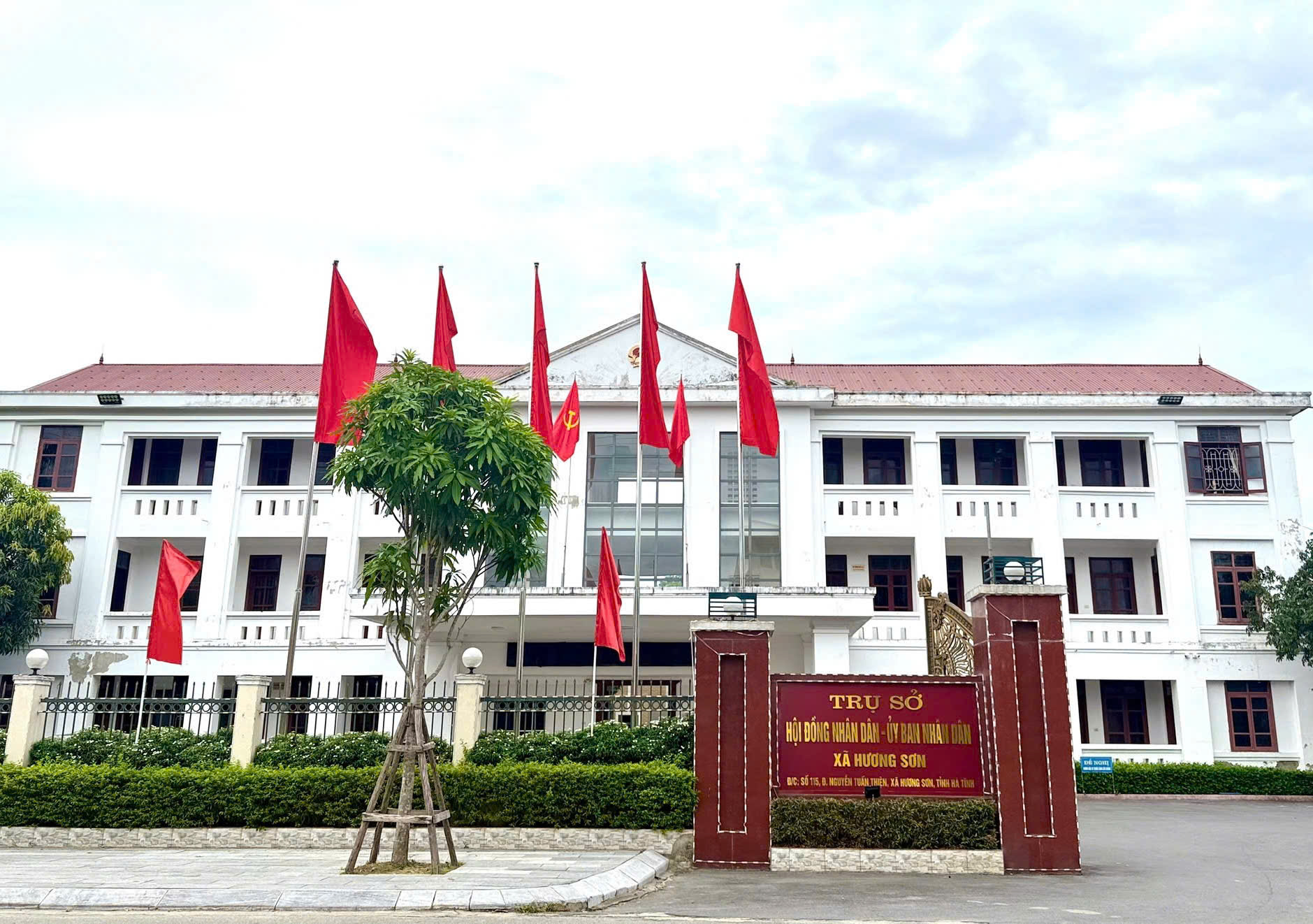 Cấp xã sau sáp nhập có quyền gì, theo luật mới?- Ảnh 1.