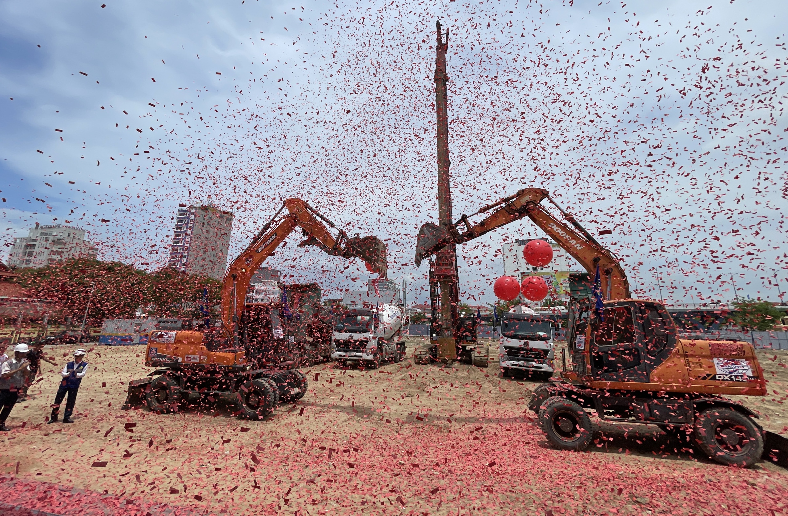 Viettel khởi công 'biểu tượng công nghệ' tại Đà Nẵng, hướng đến trung tâm số miền Trung- Ảnh 12.