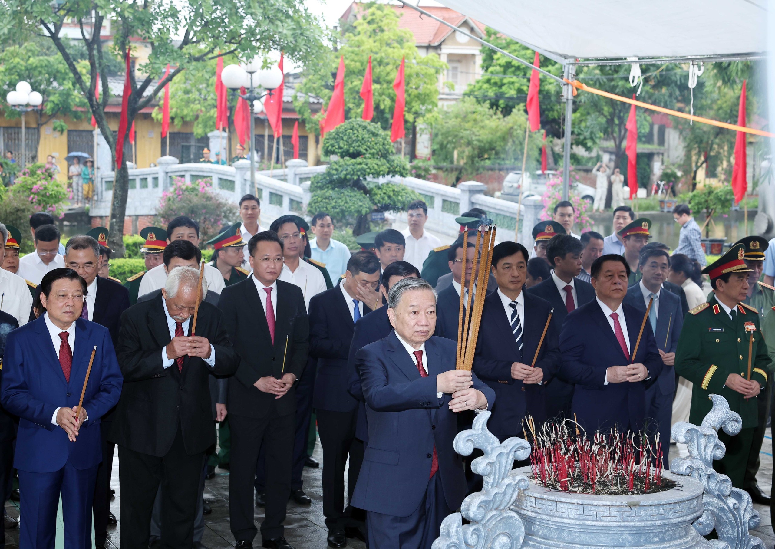 Tổng Bí thư: Tinh thần Nguyễn Văn Linh tỏa sáng trong kỷ nguyên vươn mình - Ảnh 2.