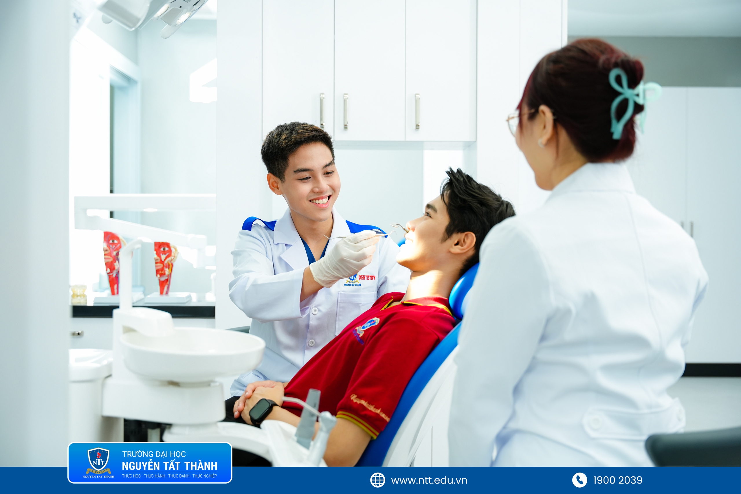 Cơ hội vươn xa với học phí hợp lý- Ảnh 1. Cơ hội vươn xa với học phí hợp lý- Ảnh 1.