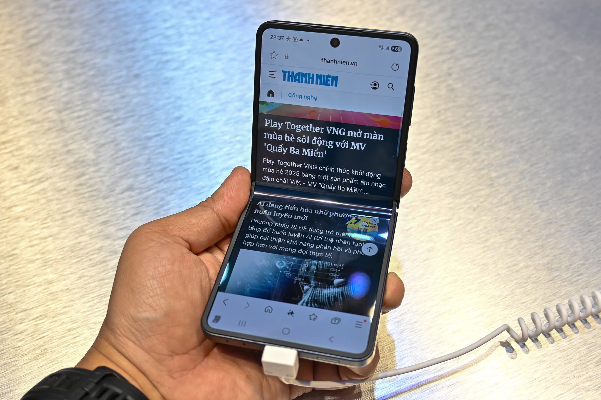 Galaxy Z Fold7 và Z Flip7 đang định hình tương lai smartphone màn hình gập - Ảnh 2.