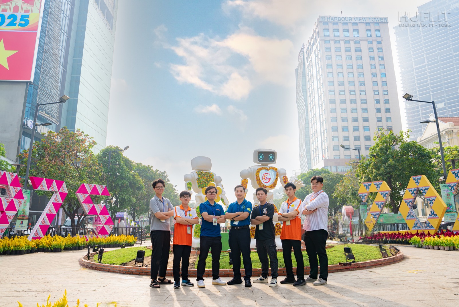 HUFLIT 2025 với loạt ngành 'đón sóng' thị trường lao động- Ảnh 3. HUFLIT 2025 với loạt ngành 'đón sóng' thị trường lao động- Ảnh 3.