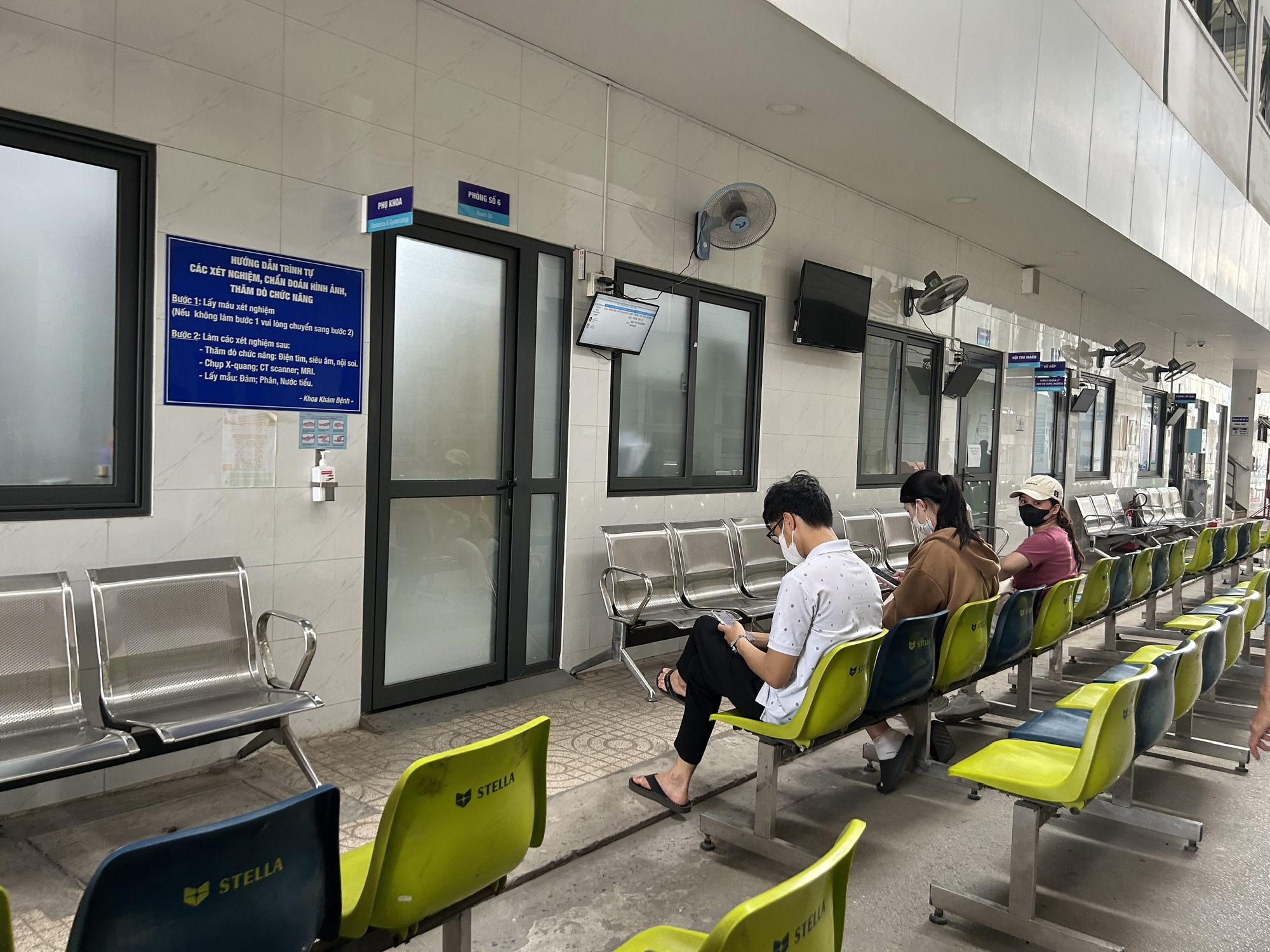 Toàn dân được khám sức khỏe miễn phí từ năm 2026: Người trẻ nói rất vui- Ảnh 2.