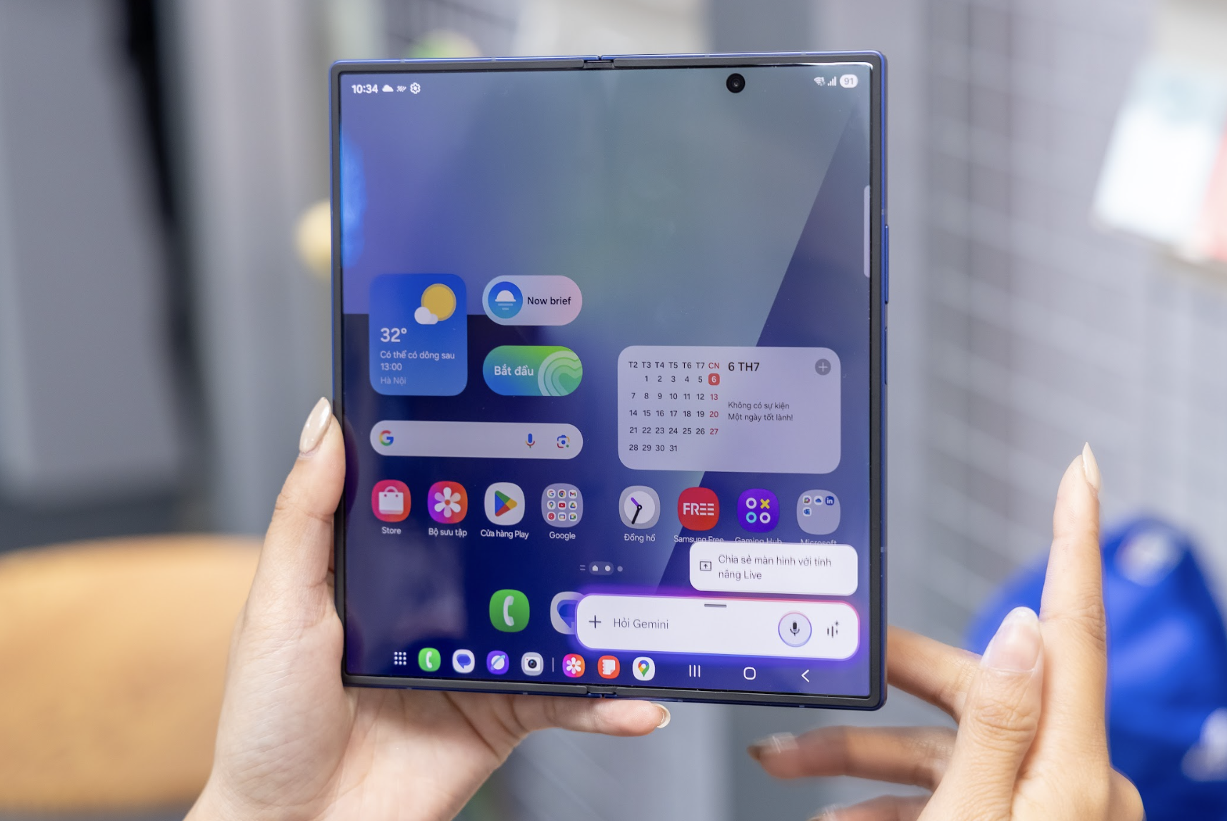 Galaxy Z Fold7 và Z Flip7 đang định hình tương lai smartphone màn hình gập - Ảnh 1.