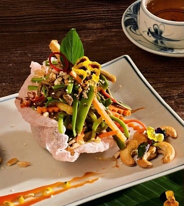 Những món ngon Việt Nam ngòai phở và bánh mì: Khám phá ẩm thực đặc sắc - Ảnh 2. Những món ngon Việt Nam ngòai phở và bánh mì: Khám phá ẩm thực đặc sắc - Ảnh 2.