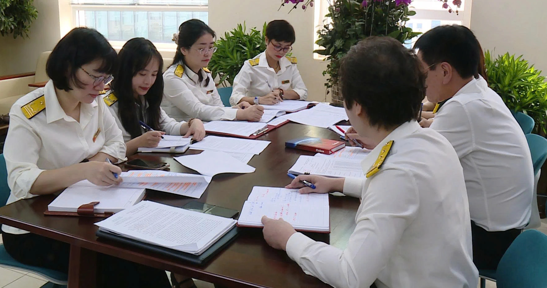 Vì sao hơn 600.000 người chưa được hoàn thuế thu nhập cá nhân tự động? - Ảnh 2.