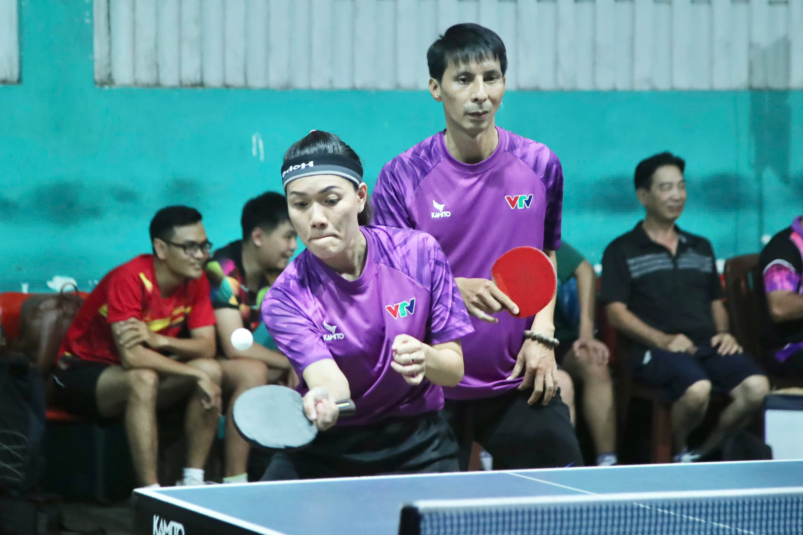 Sôi nổi giải bóng bàn Cúp Cơ quan đại diện Cục Truyền thông CAND tại TP.HCM- Ảnh 1. Sôi nổi giải bóng bàn Cúp Cơ quan đại diện Cục Truyền thông CAND tại TP.HCM- Ảnh 1.