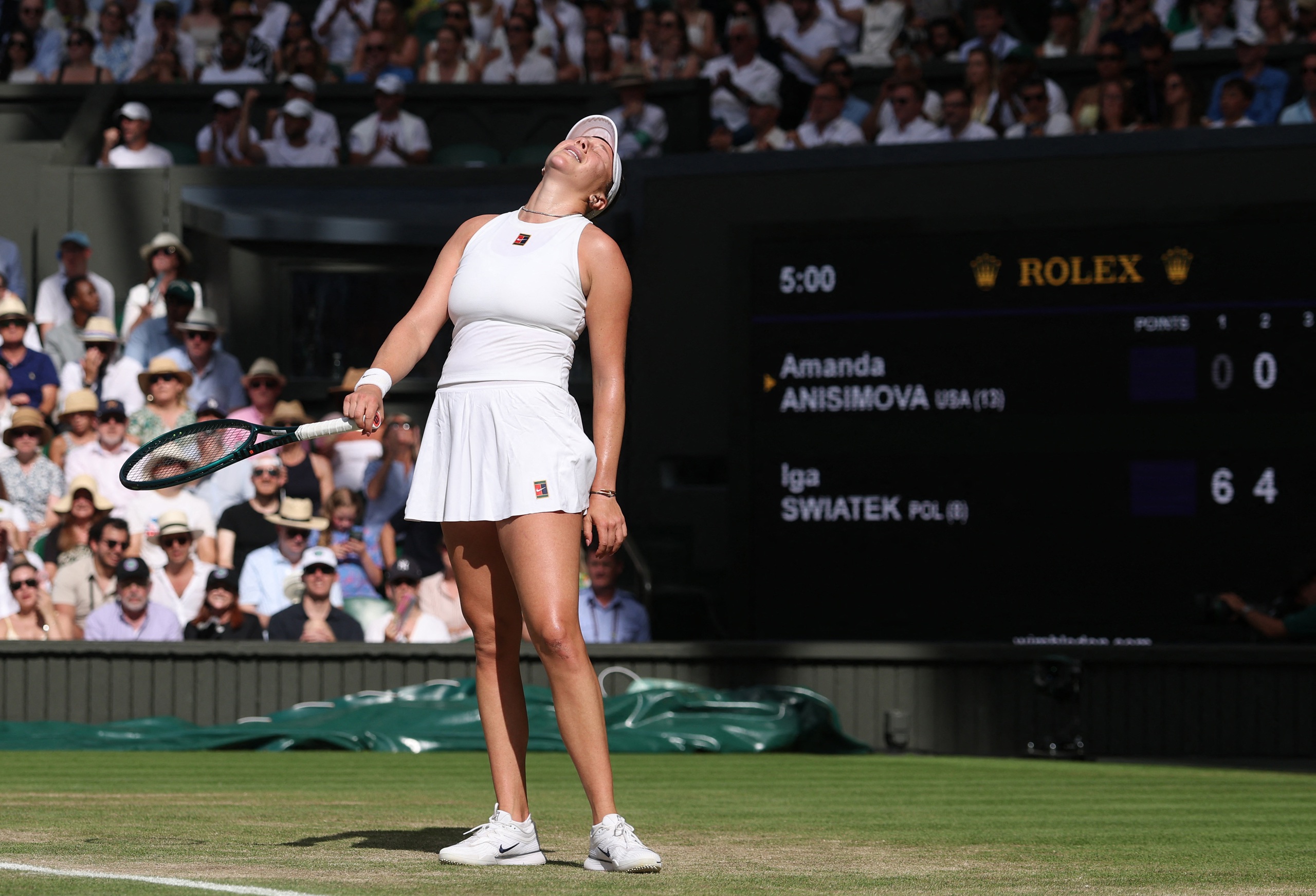 Iga Swiatek đăng quang Wimbledon 2025: Bản lĩnh cứng thắng tâm lý yếu - Ảnh 3.