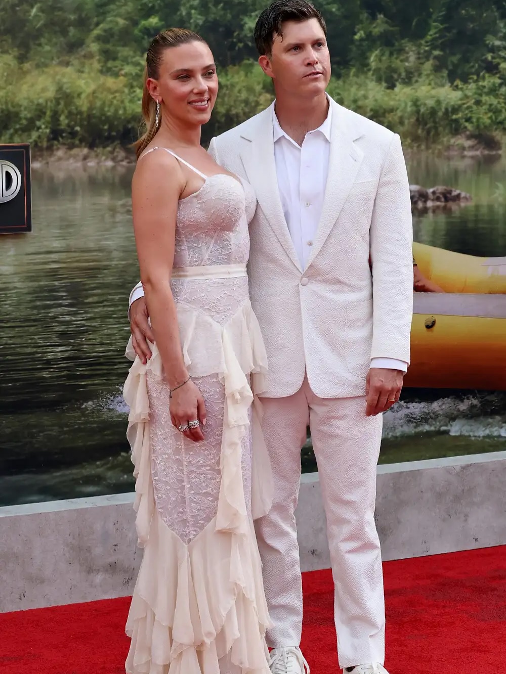 Chồng Scarlett Johansson phản ứng ra sao khi vợ hôn bạn diễn ngoài đời? - Ảnh 3.